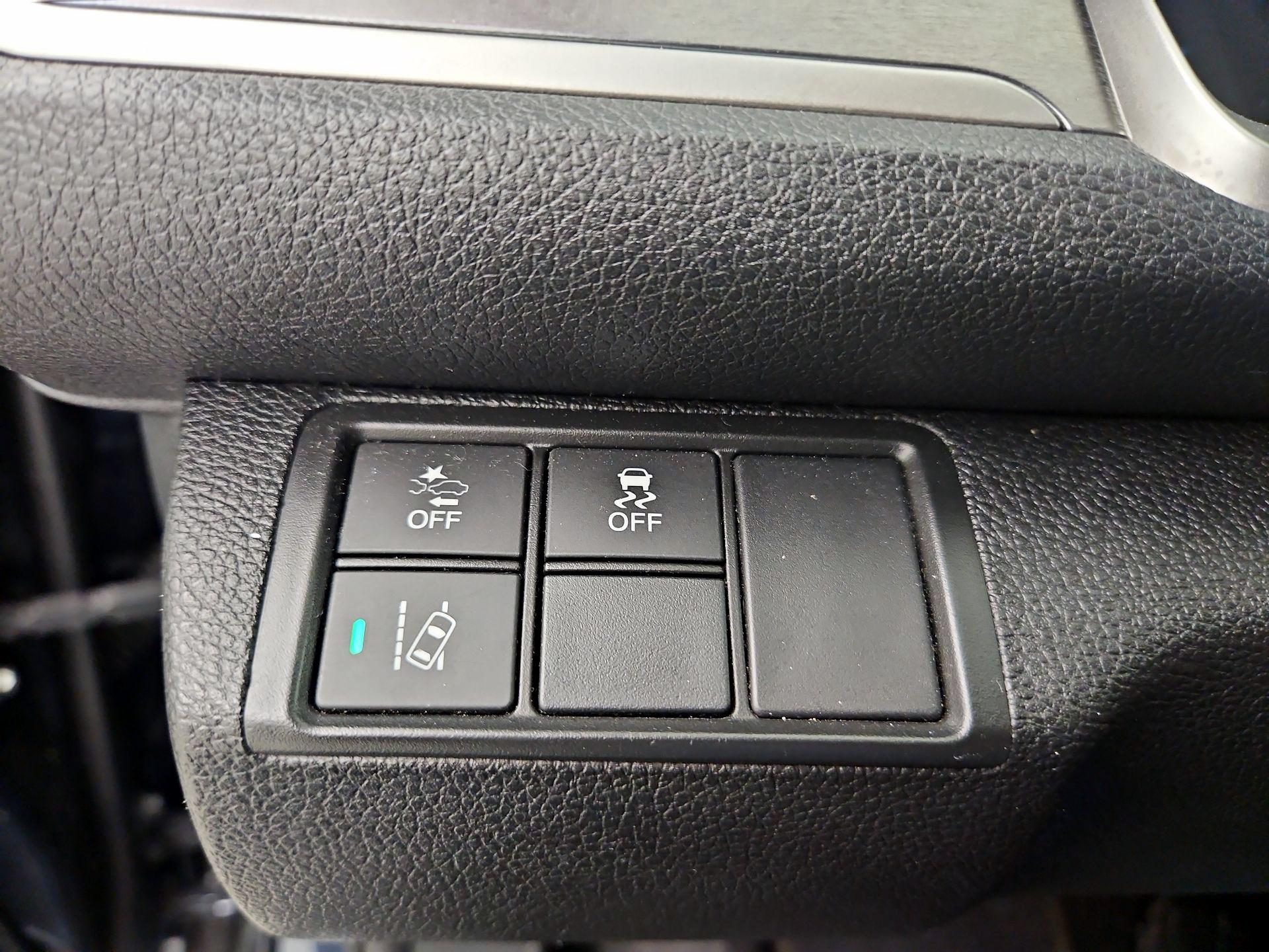 Thumbnail: 2016 Honda Civic - 13