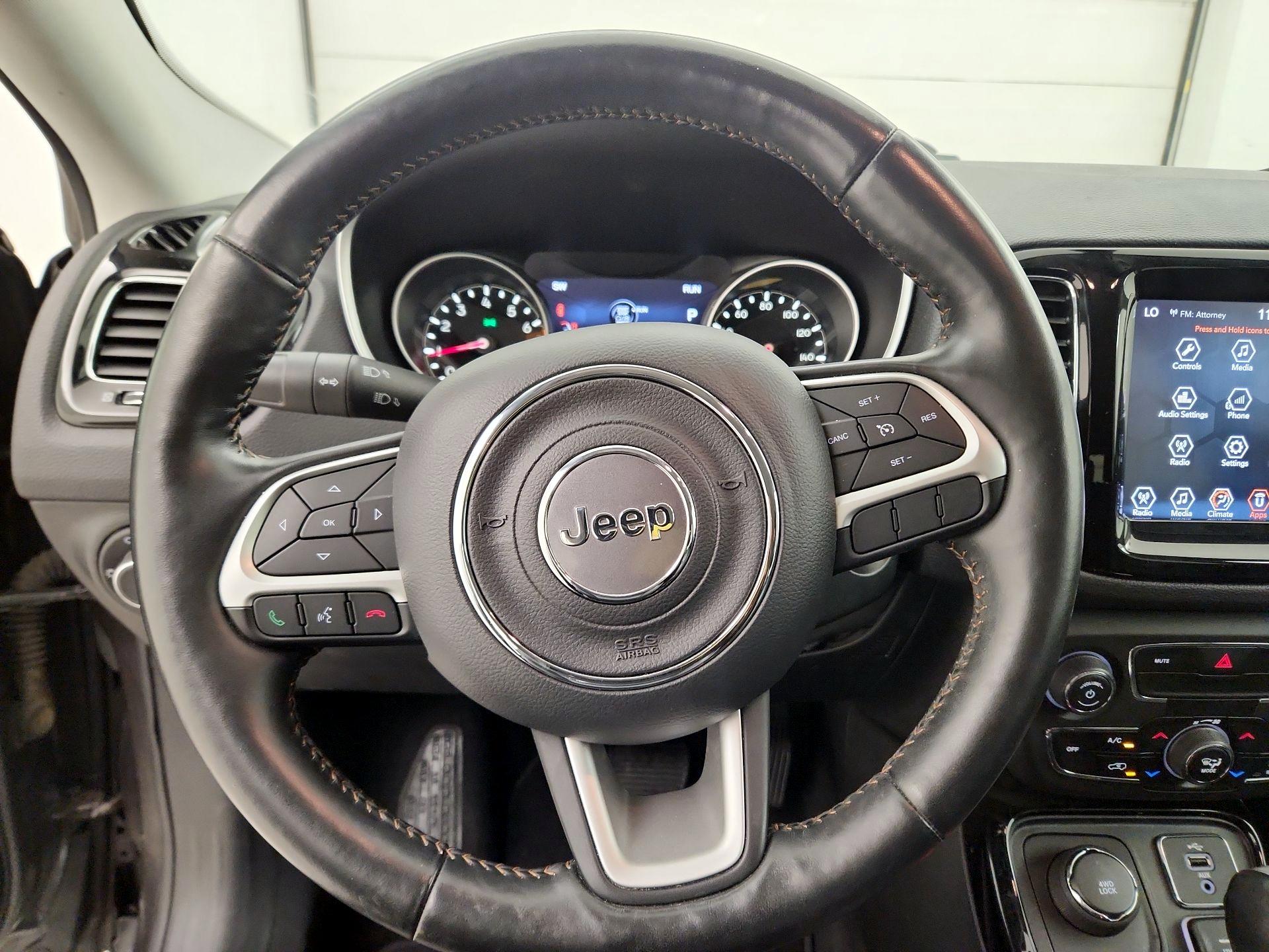 Thumbnail: 2018 Jeep Compass - 10