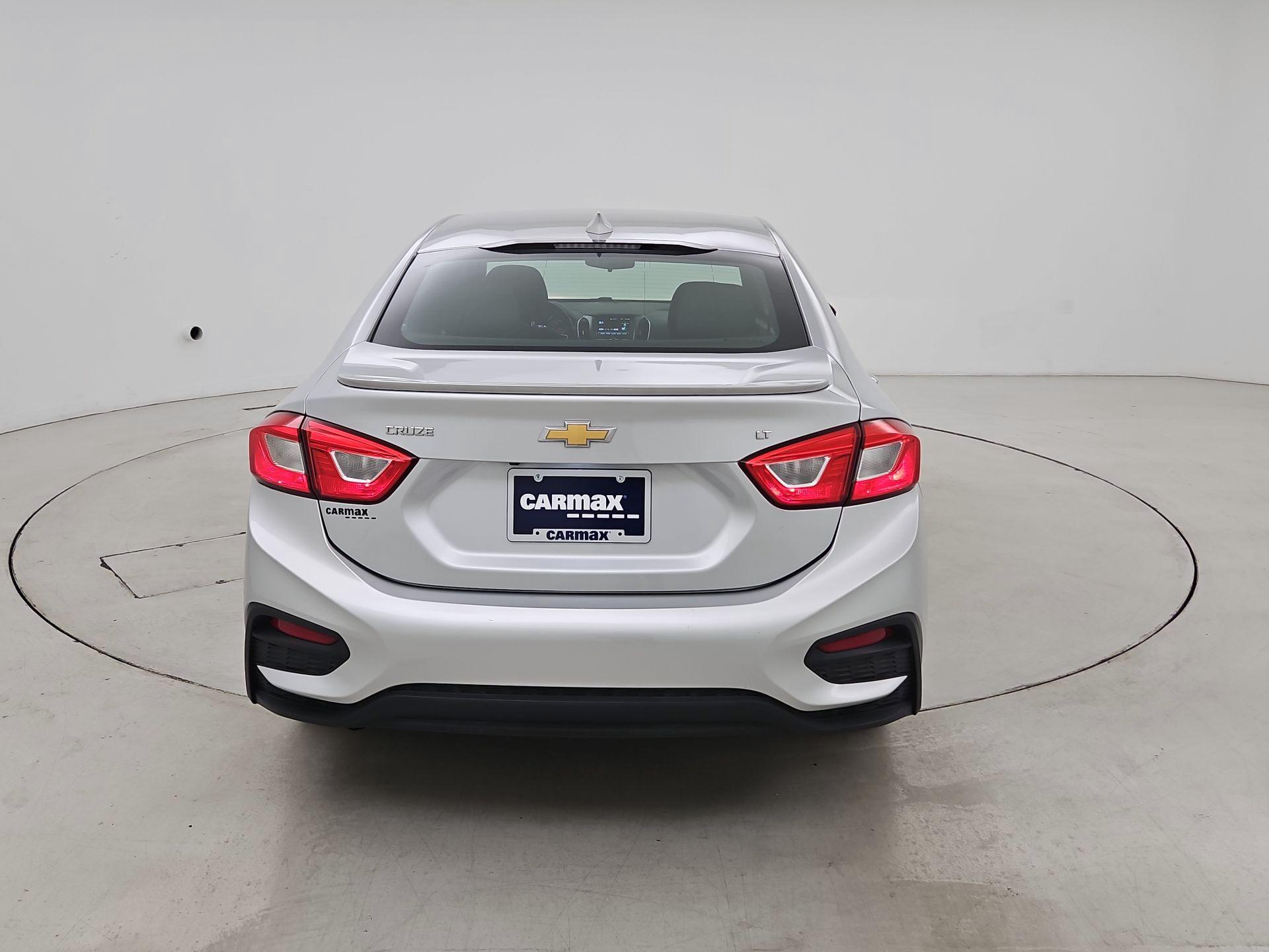 Thumbnail: 2018 Chevrolet Cruze - 6