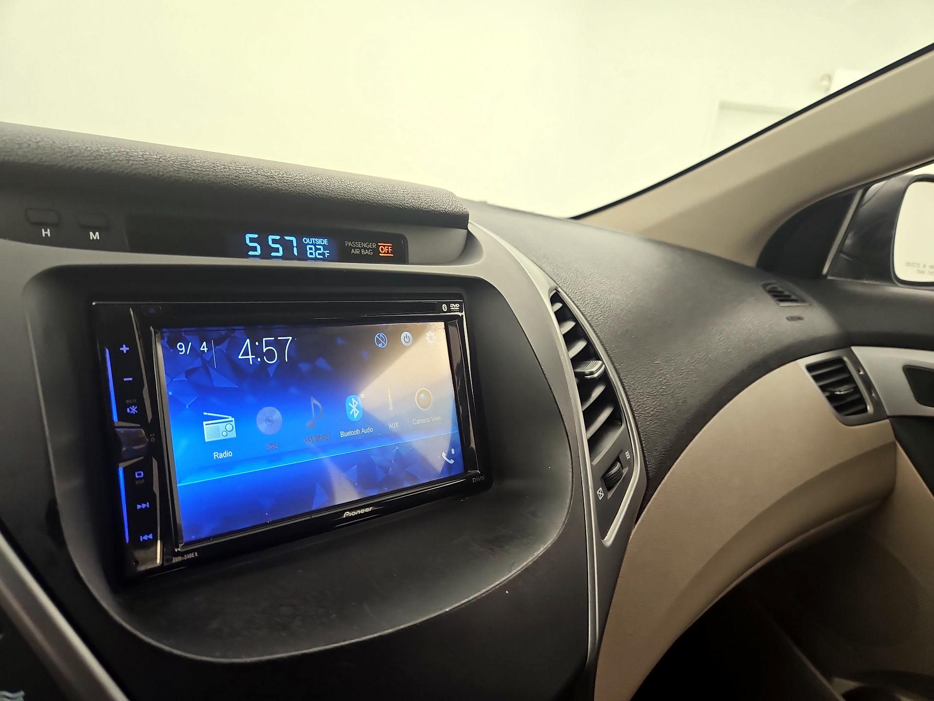 Thumbnail: 2016 Hyundai Elantra - 15