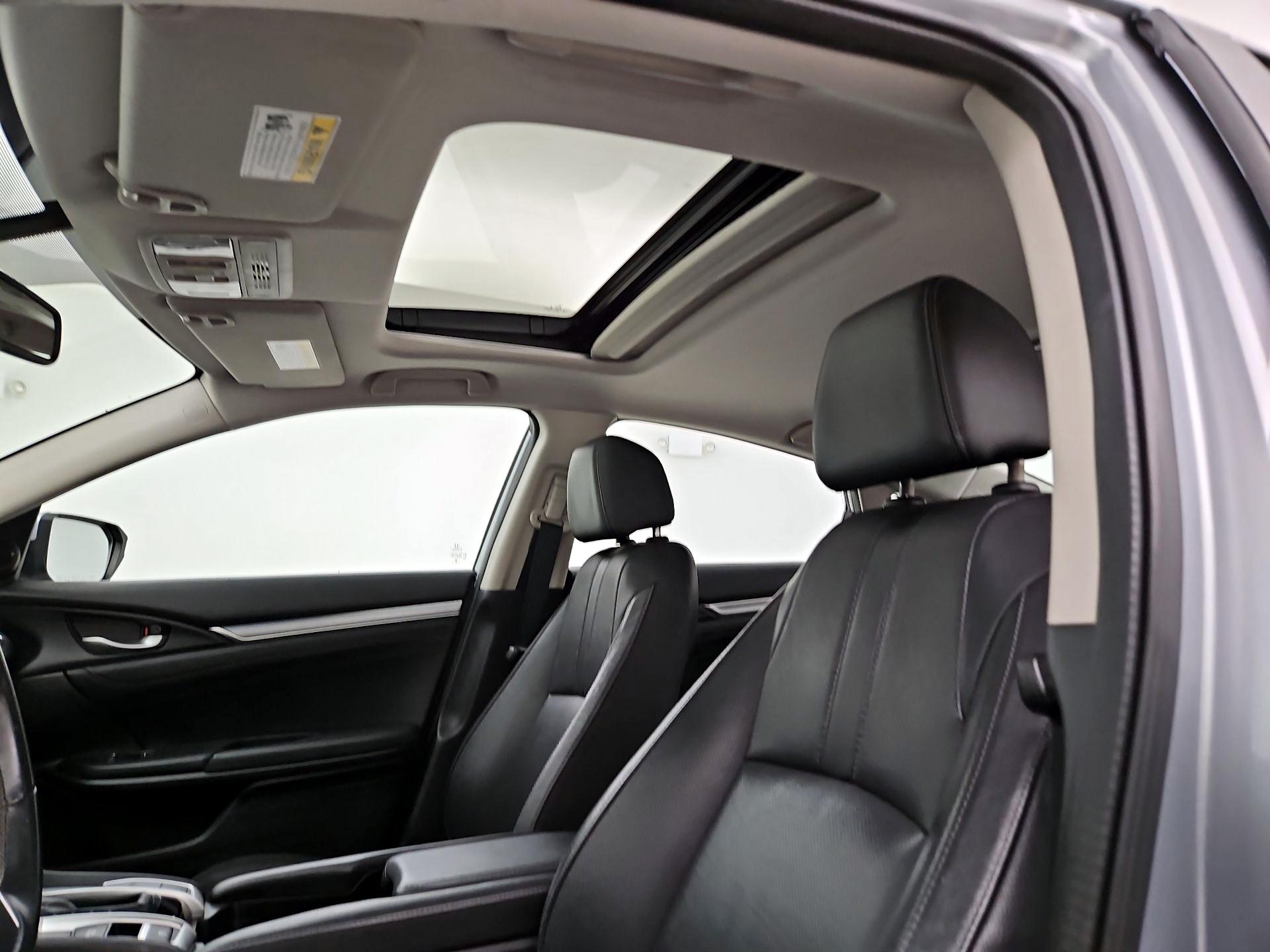 Thumbnail: 2016 Honda Civic - 19