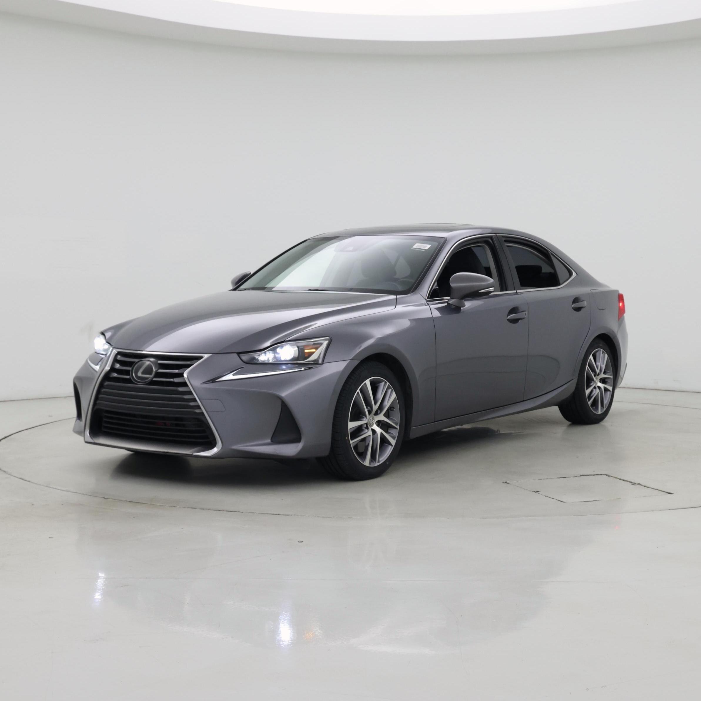 Thumbnail: 2018 Lexus IS - 4