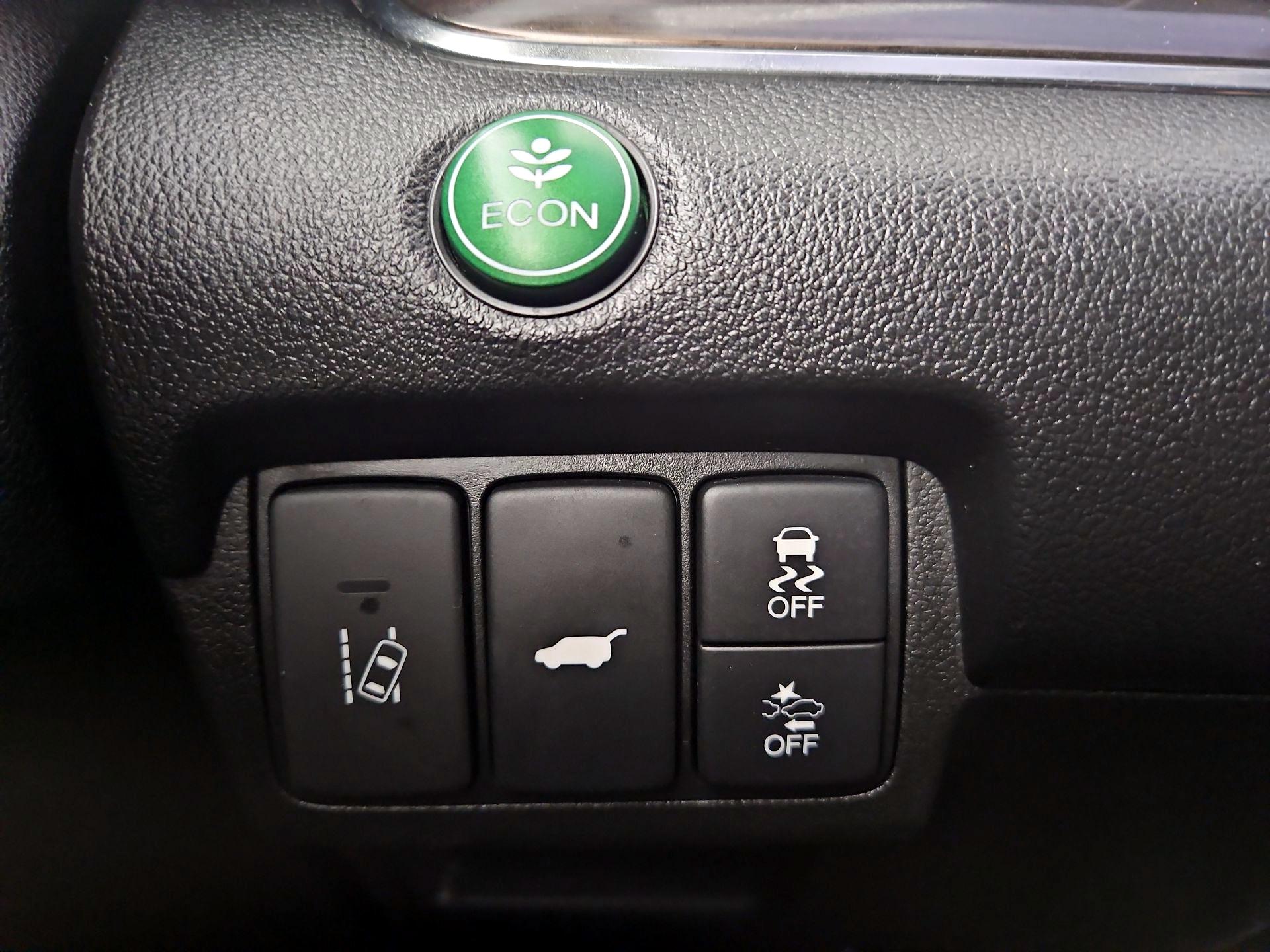 Thumbnail: 2016 Honda CR-V - 13