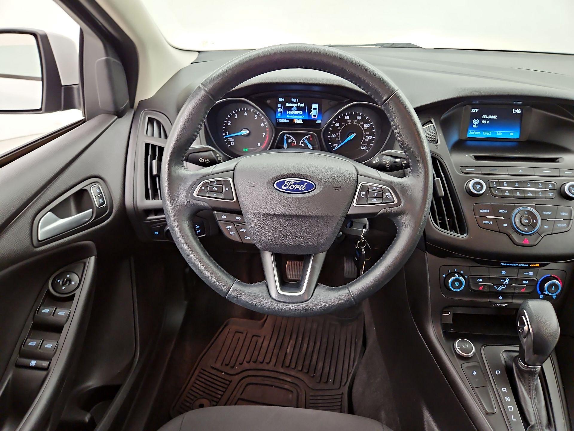 Thumbnail: 2017 Ford Focus - 10