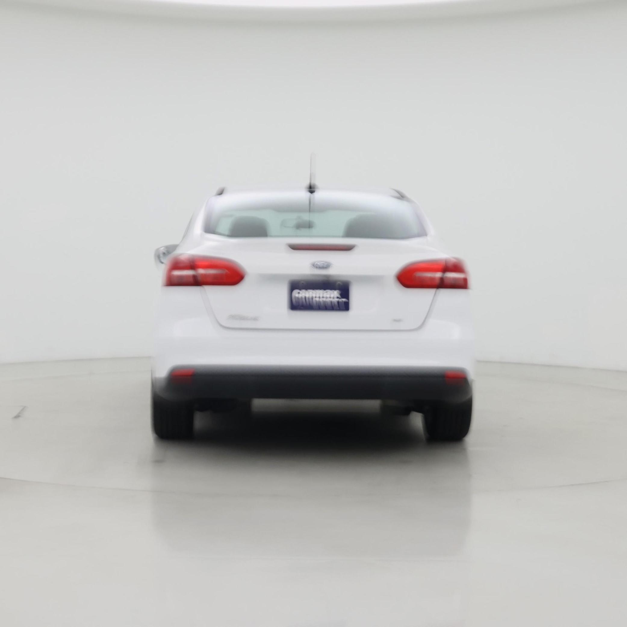 Thumbnail: 2017 Ford Focus - 6
