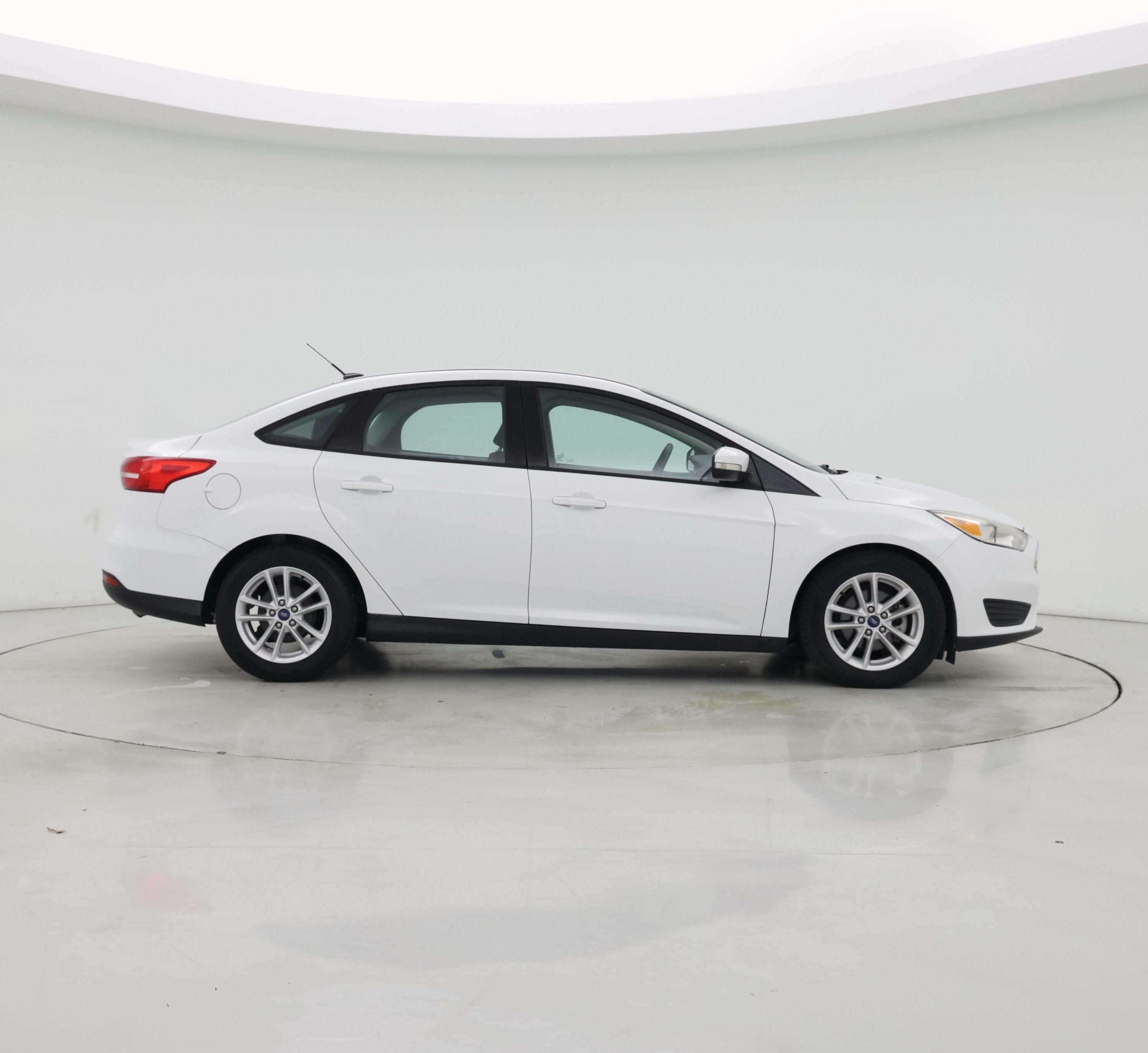 Thumbnail: 2017 Ford Focus - 7