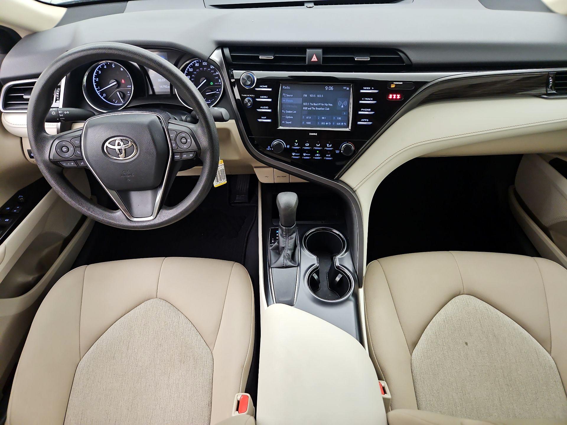 Thumbnail: 2020 Toyota Camry - 9