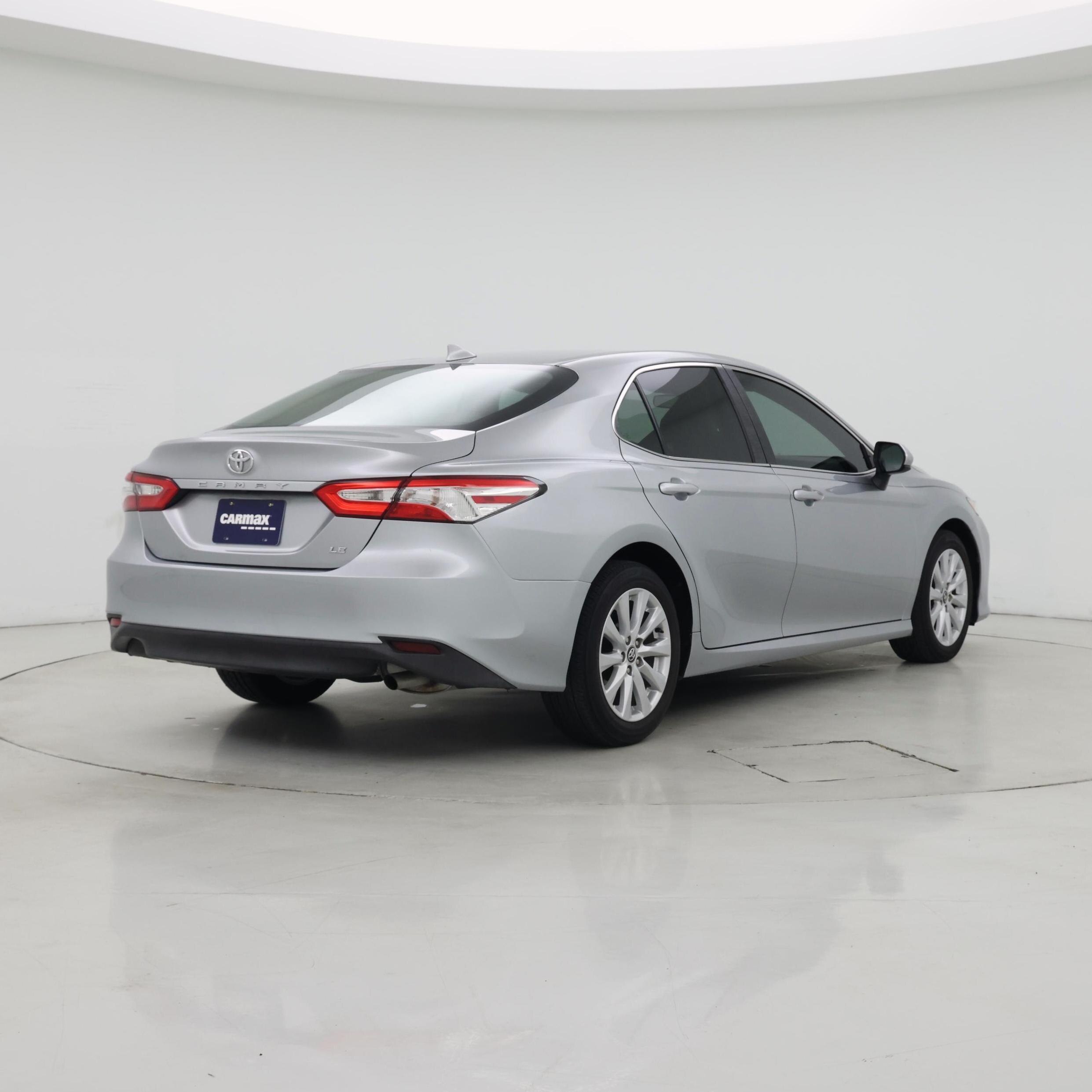 Thumbnail: 2020 Toyota Camry - 8