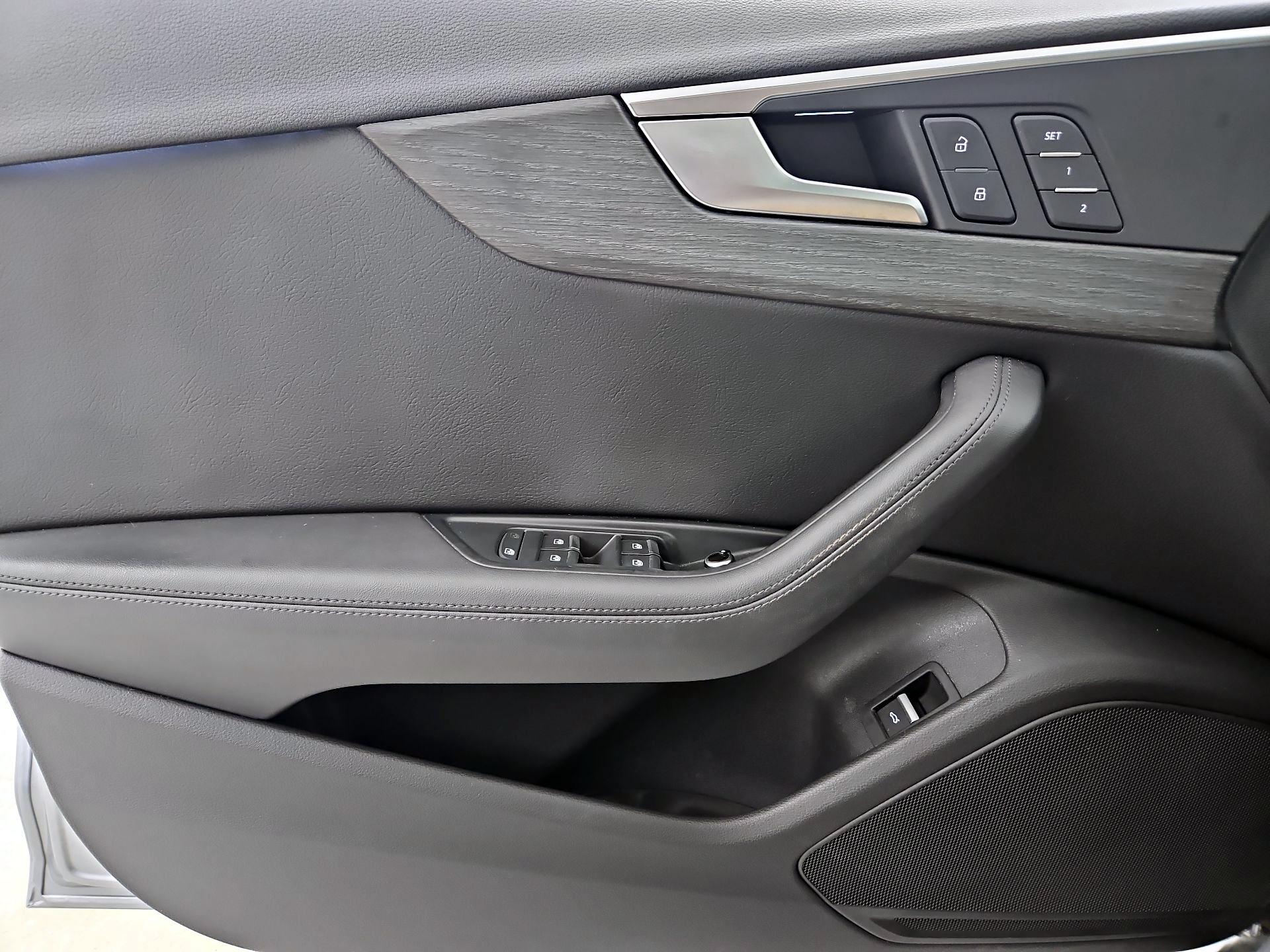 Thumbnail: 2019 Audi A4 - 12