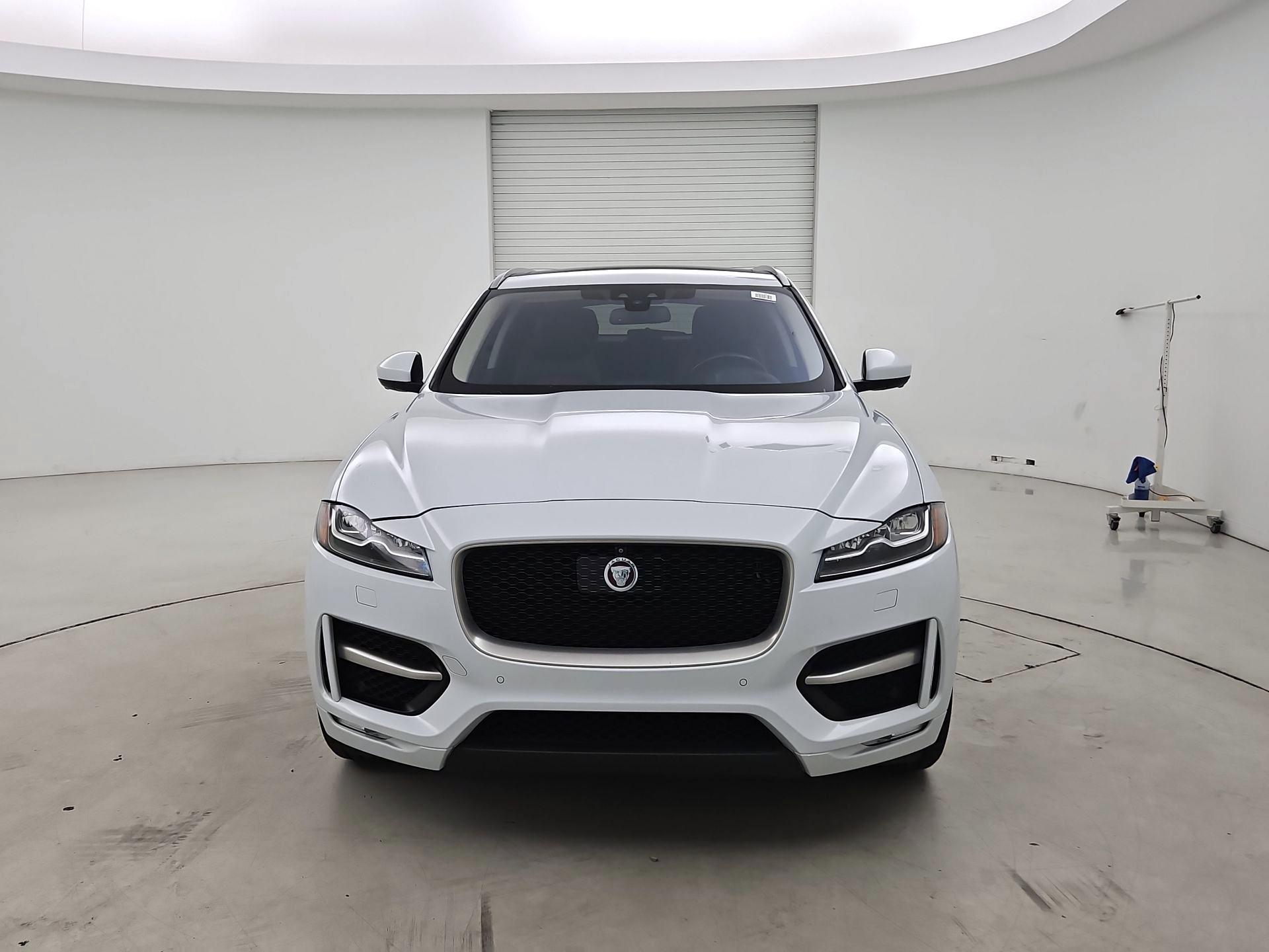 Thumbnail: 2018 Jaguar F-Pace - 2
