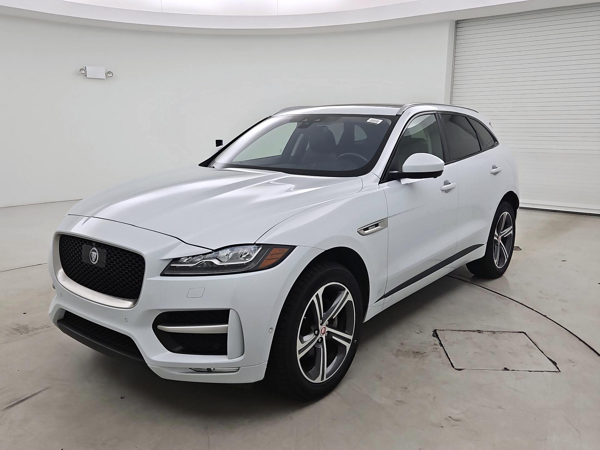 Thumbnail: 2018 Jaguar F-Pace - 3