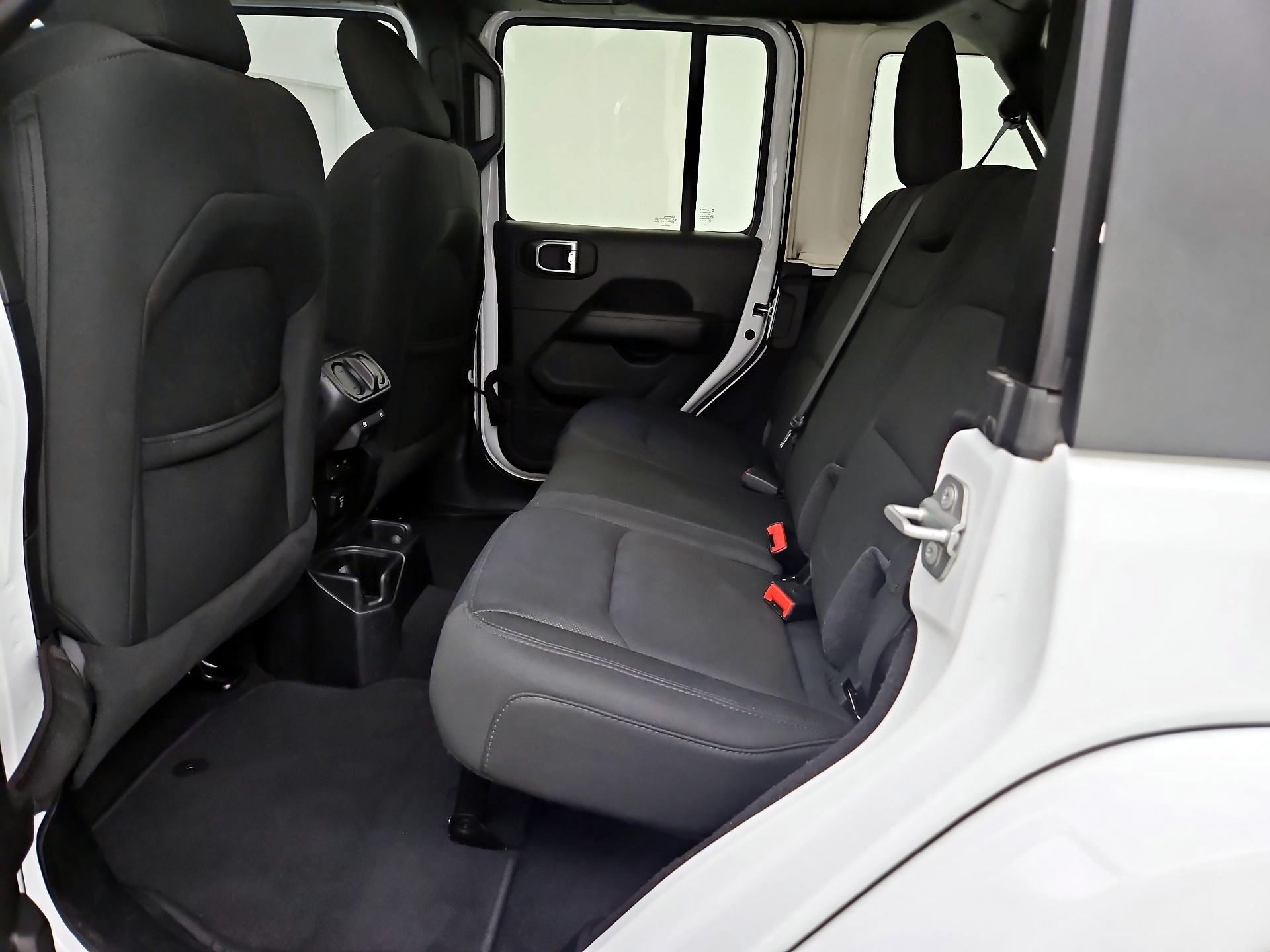 Thumbnail: 2020 Jeep Wrangler - 19