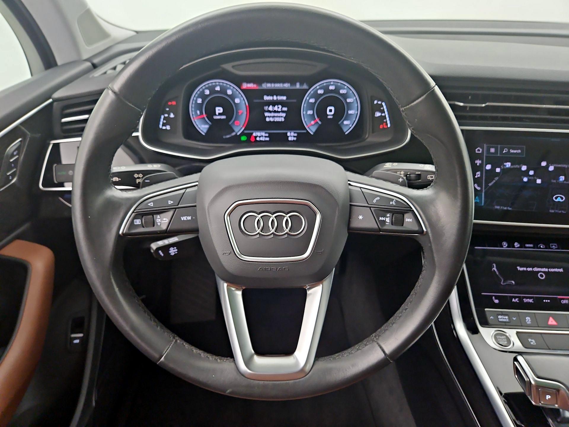 Thumbnail: 2021 Audi Q7 - 10