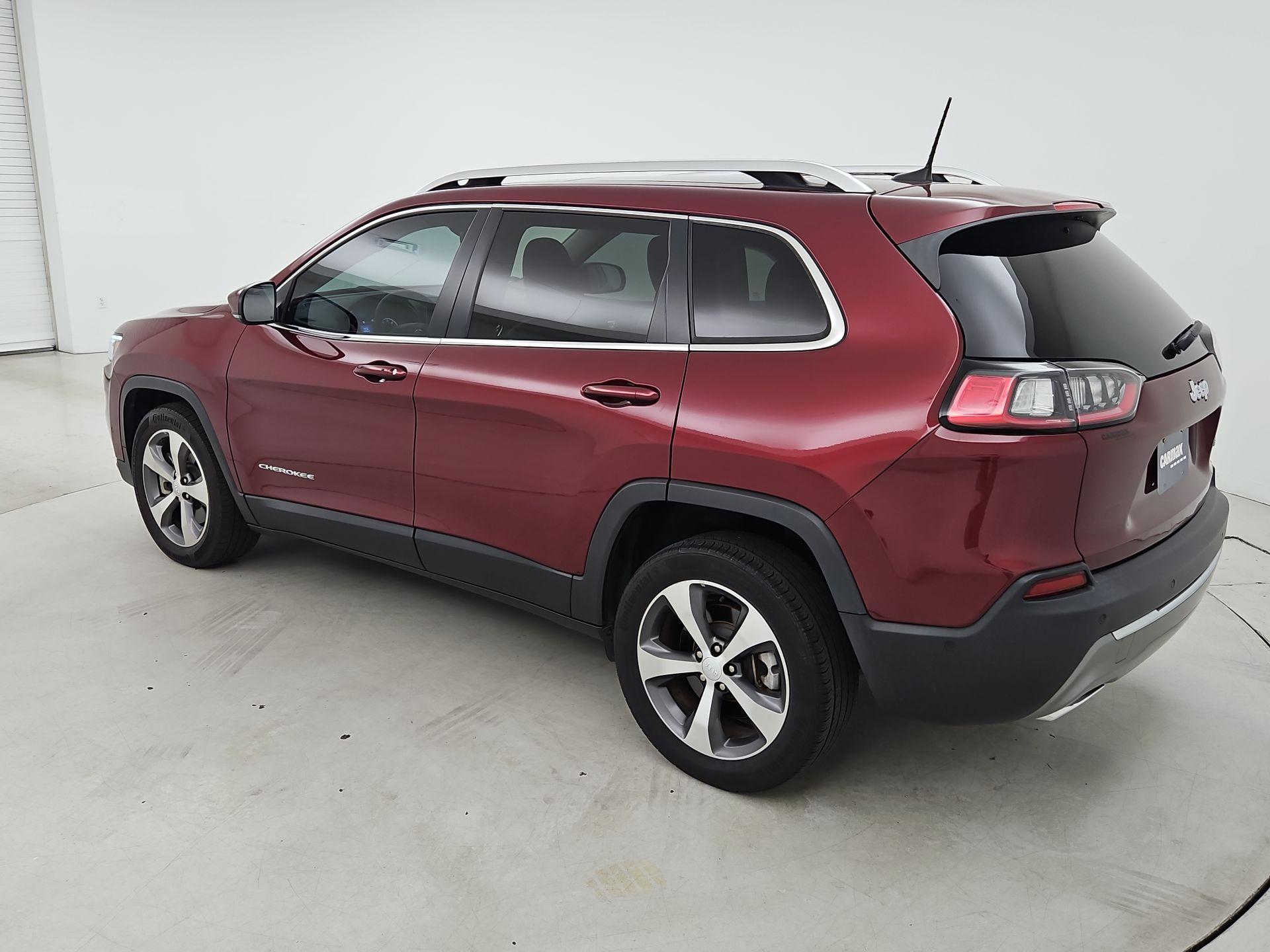 Thumbnail: 2021 Jeep Cherokee - 7