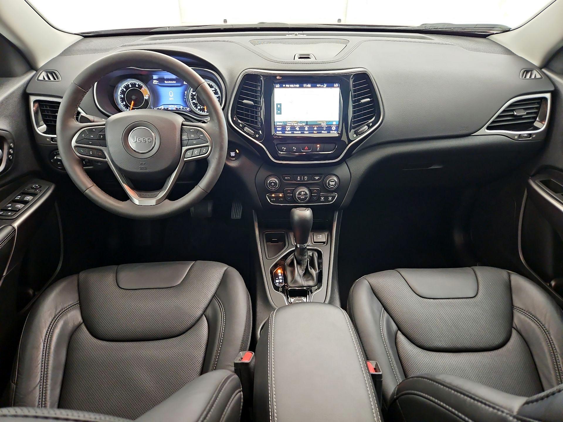 Thumbnail: 2021 Jeep Cherokee - 8