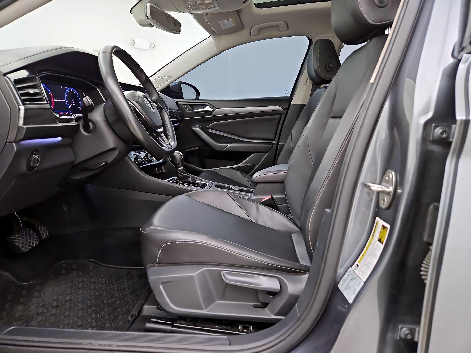 Thumbnail: 2019 Volkswagen Jetta - 11