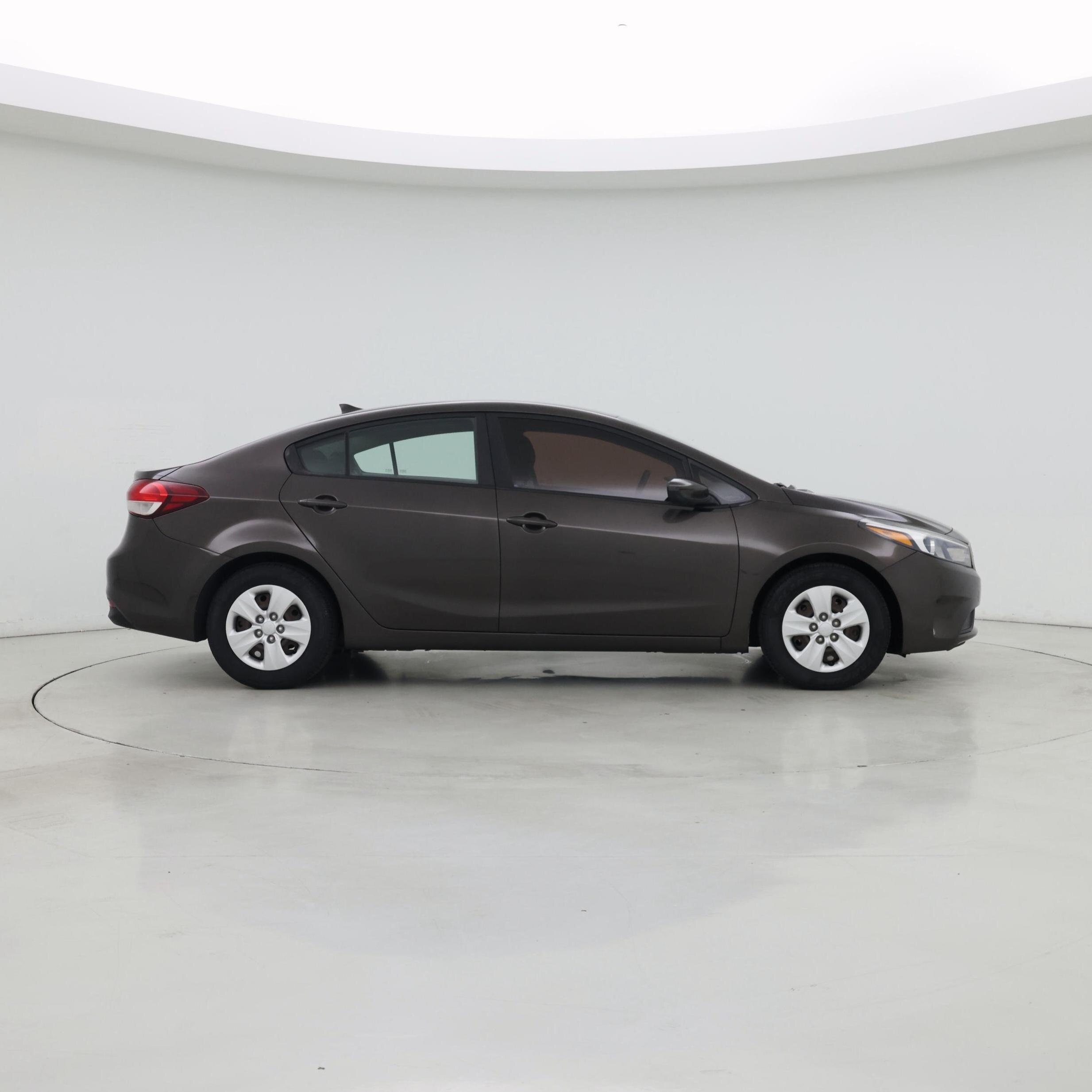 Thumbnail: 2018 Kia Forte - 7