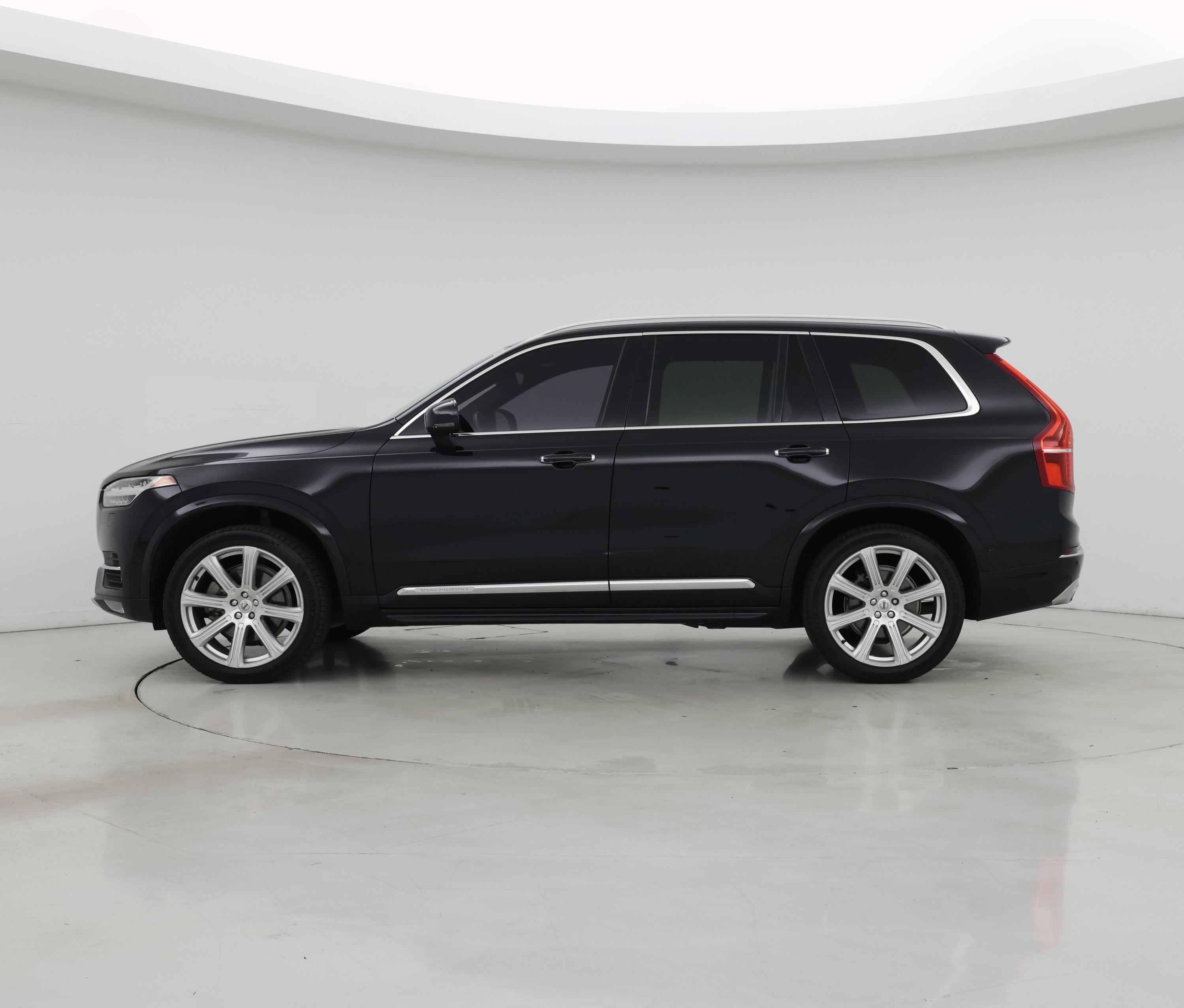 Thumbnail: 2018 Volvo XC90 - 3