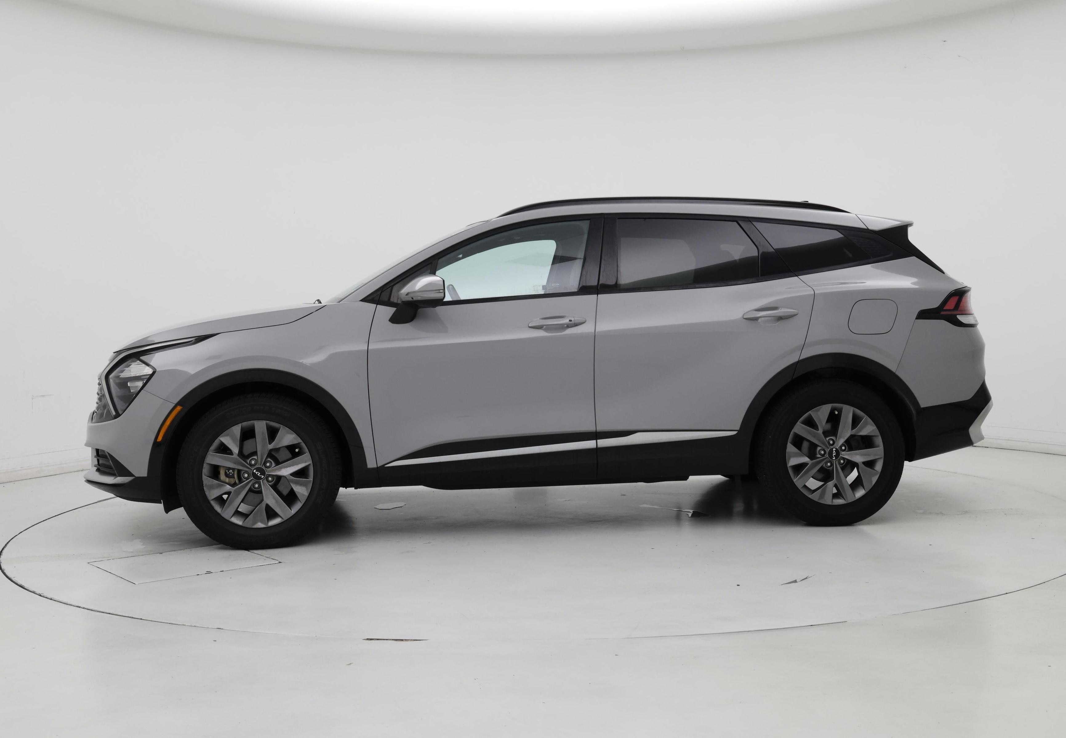 Thumbnail: 2023 Kia Sportage - 3