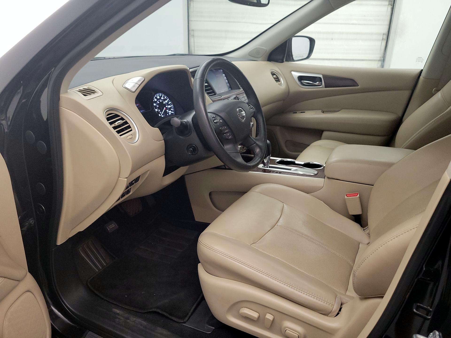 Thumbnail: 2020 Nissan Pathfinder - 11