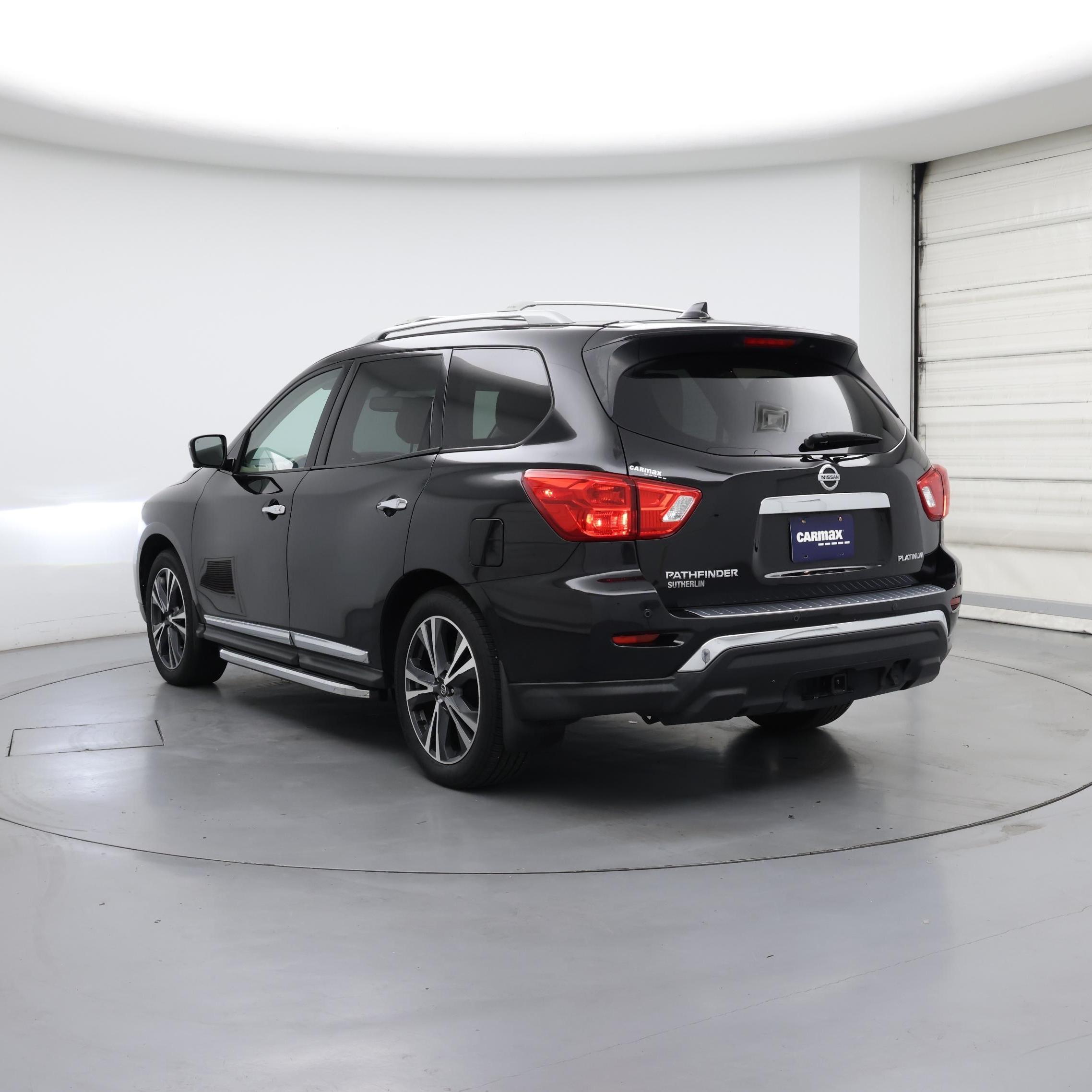 Thumbnail: 2020 Nissan Pathfinder - 2