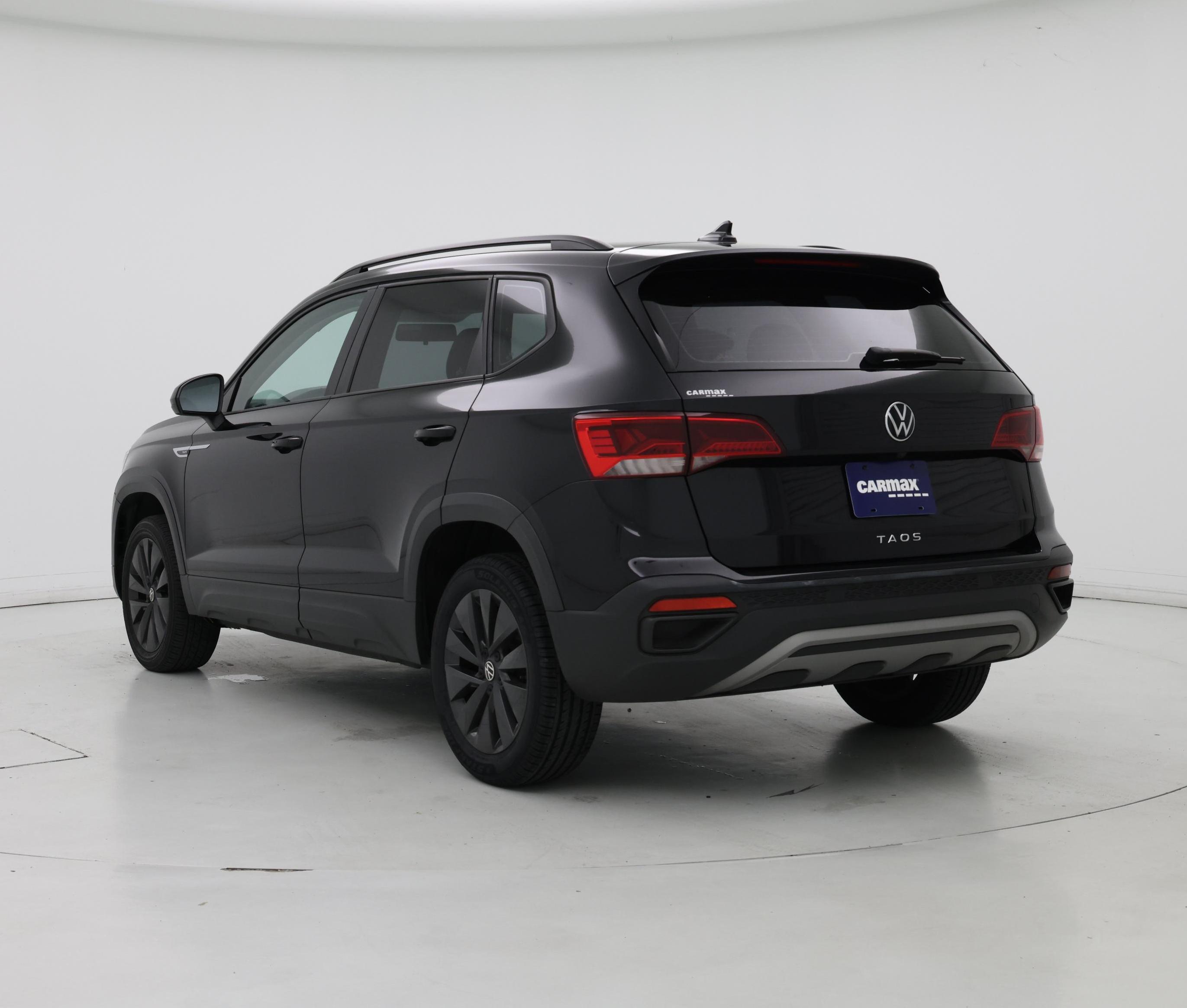 Thumbnail: 2022 Volkswagen Taos - 2
