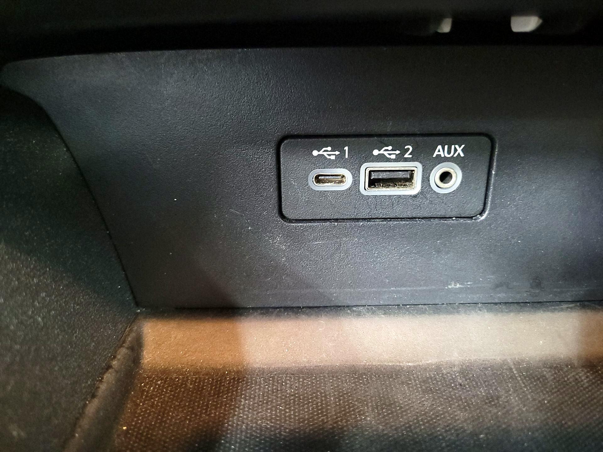 Thumbnail: 2020 Nissan Altima - 18