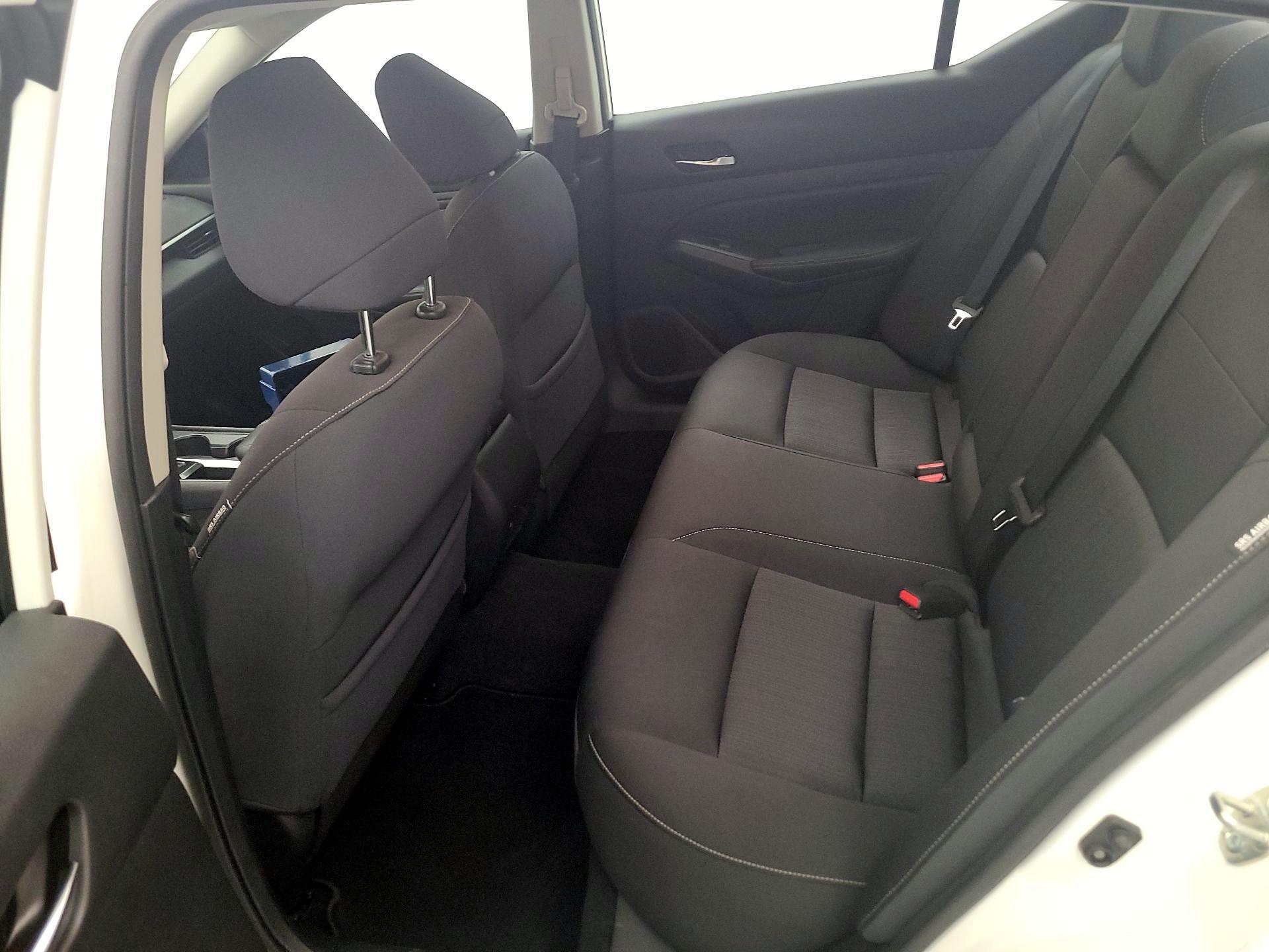 Thumbnail: 2020 Nissan Altima - 19