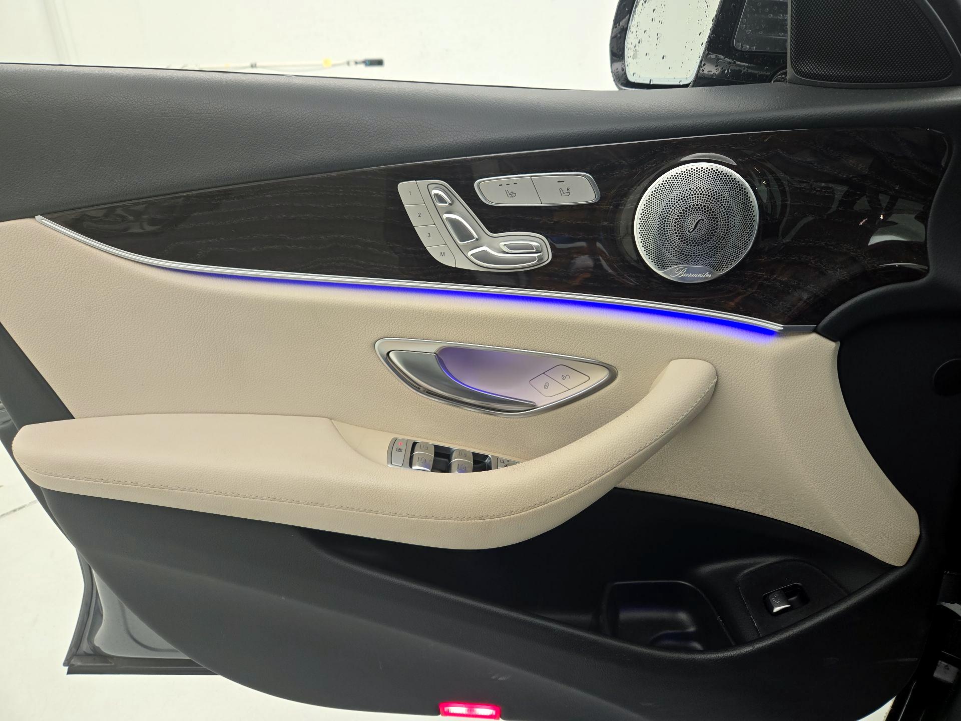 Thumbnail: 2020 Mercedes-Benz E-Class - 12