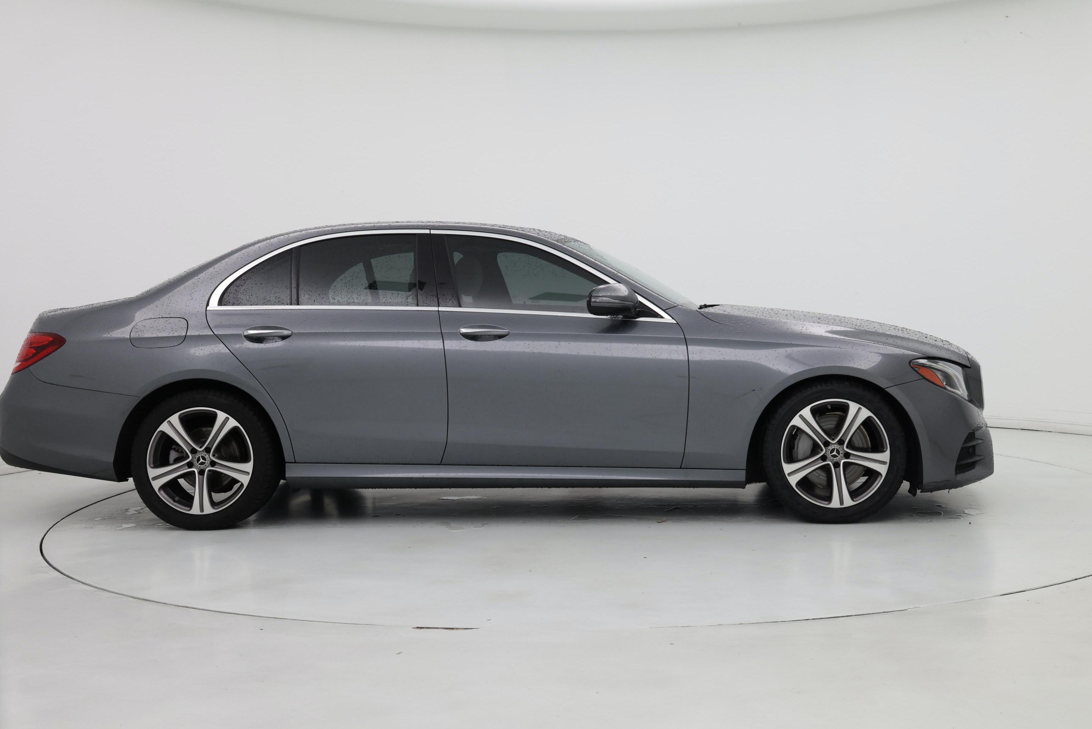 Thumbnail: 2020 Mercedes-Benz E-Class - 7