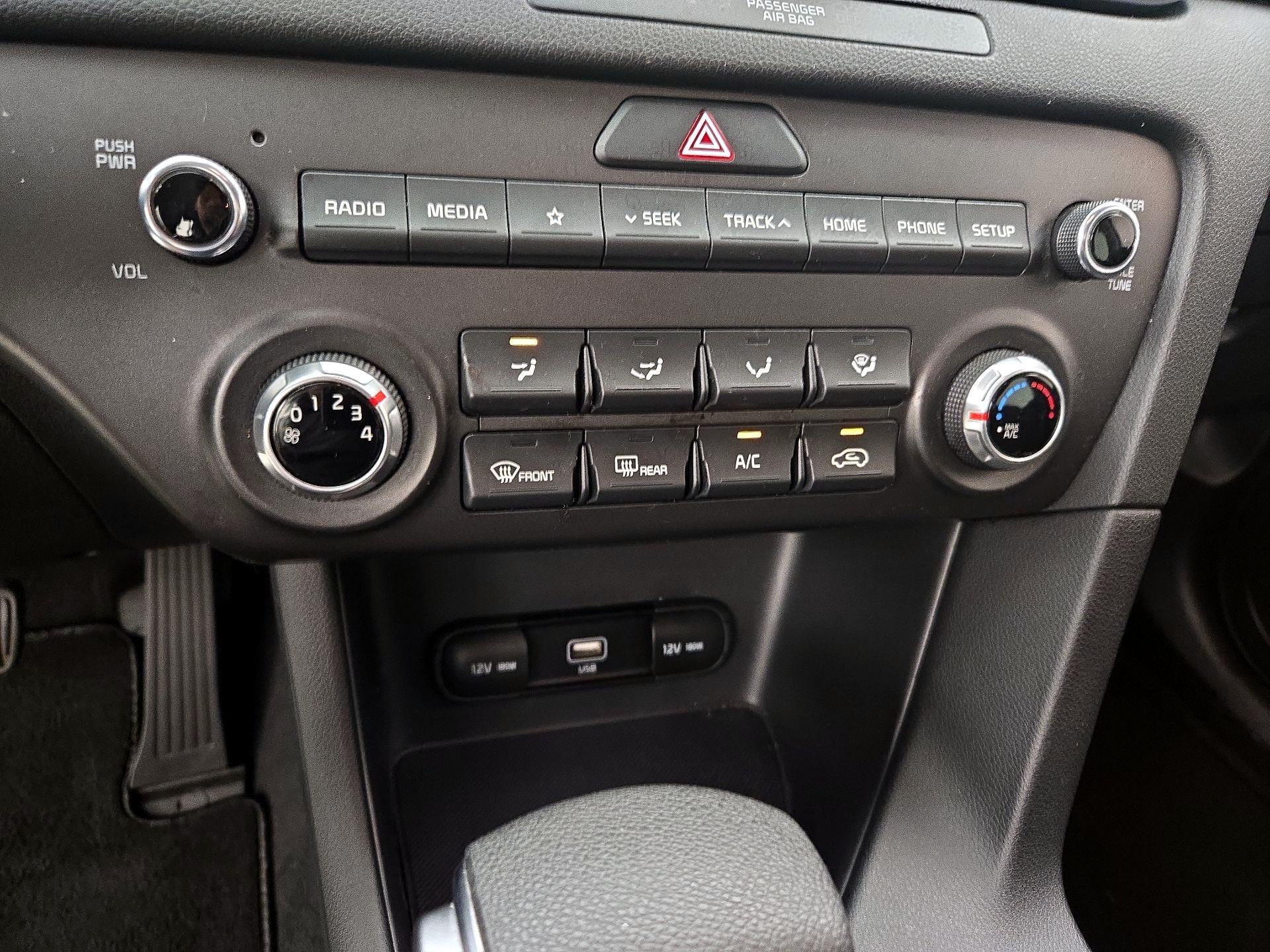 Thumbnail: 2021 Kia Sportage - 16