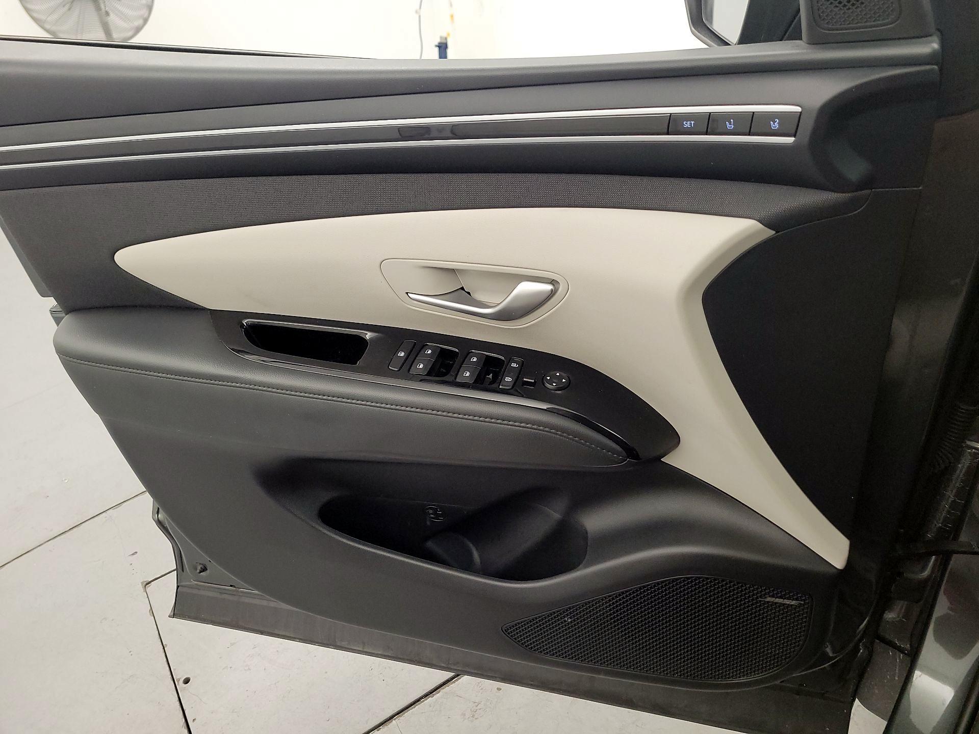 Thumbnail: 2023 Hyundai Tucson - 12