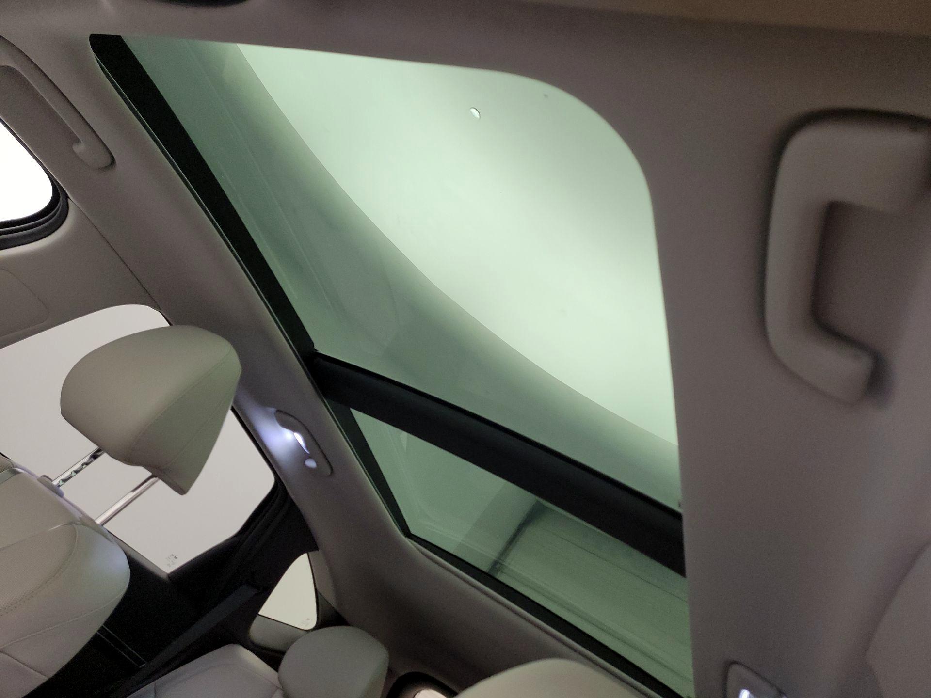 Thumbnail: 2023 Hyundai Tucson - 19