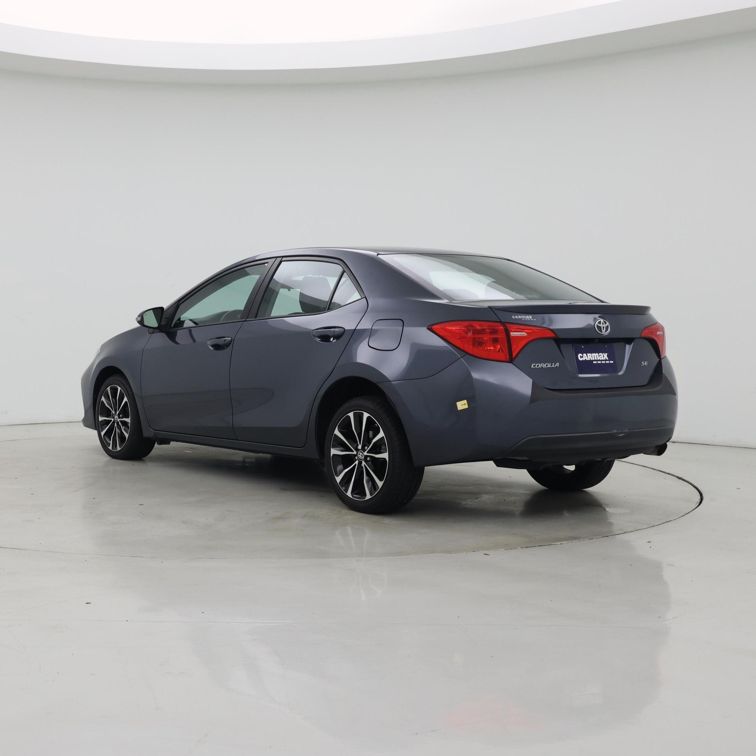 Thumbnail: 2017 Toyota Corolla - 2