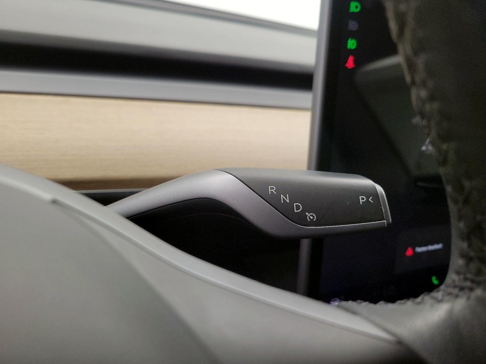 Thumbnail: 2022 Tesla Model Y - 17