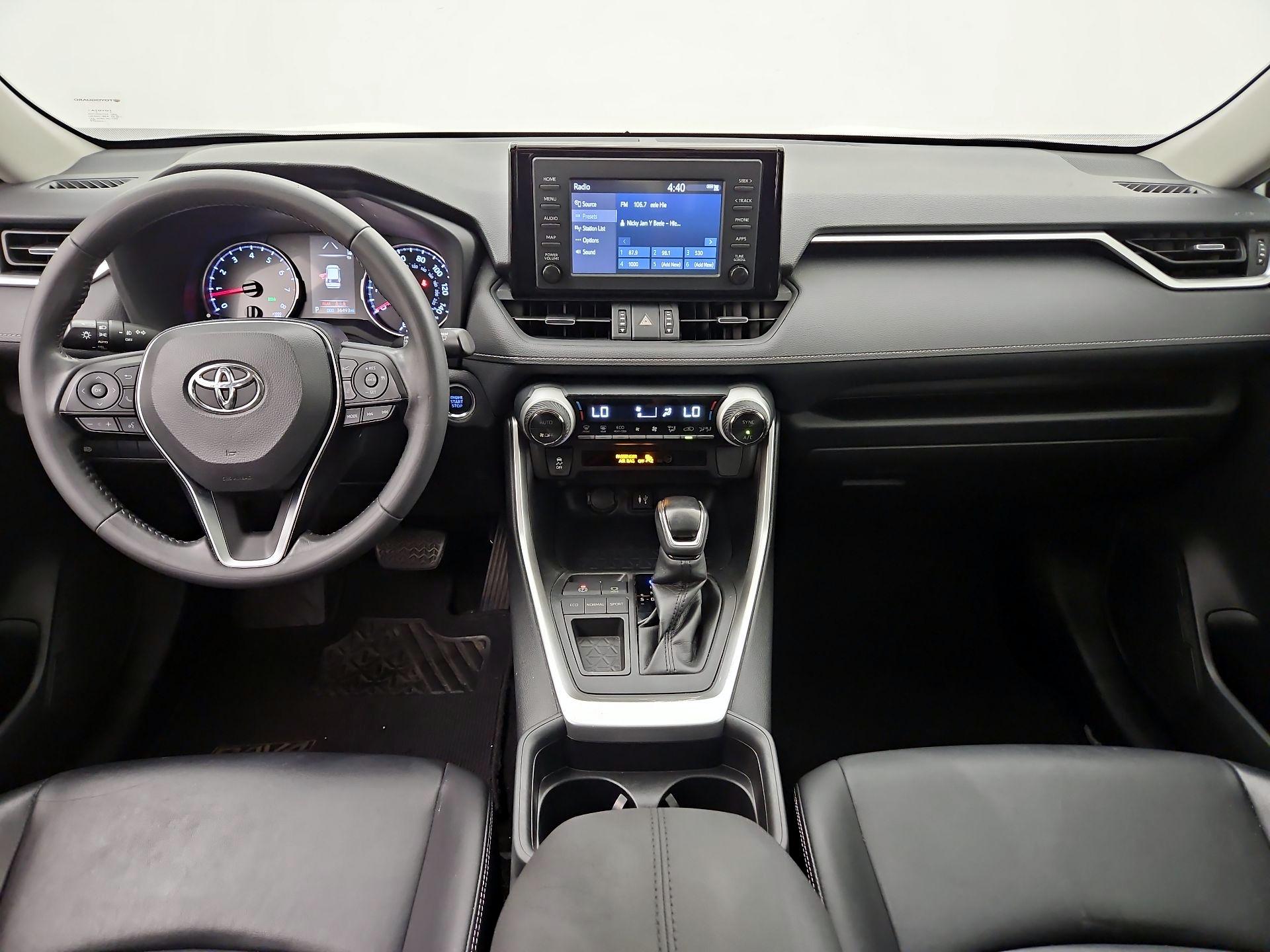 Thumbnail: 2019 Toyota RAV4 - 9