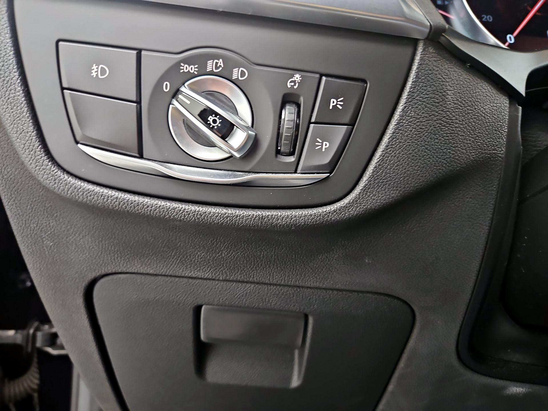 Thumbnail: 2019 BMW X3 - 11