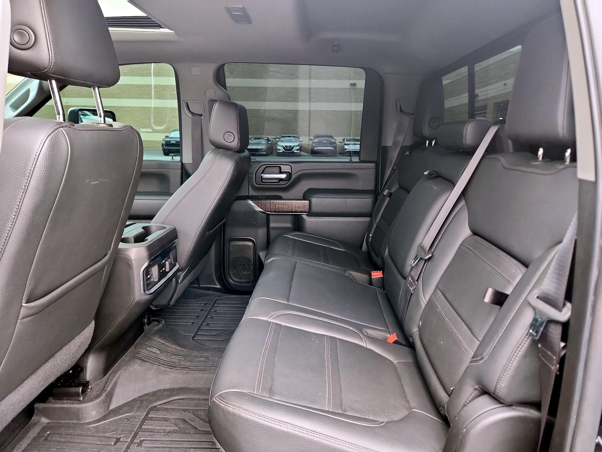 Thumbnail: 2022 GMC Sierra 3500 - 19