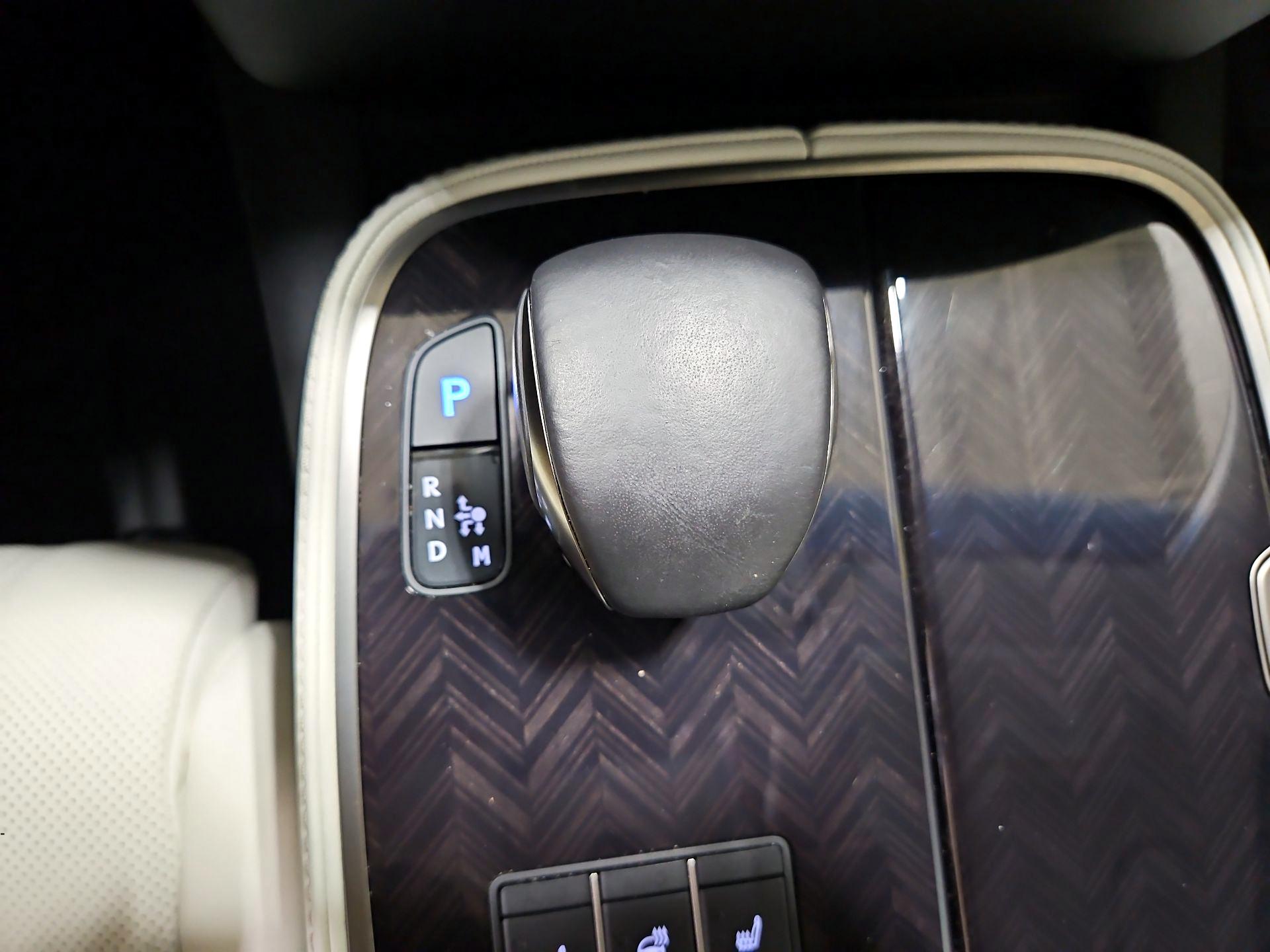 Thumbnail: 2023 Lexus LS - 17