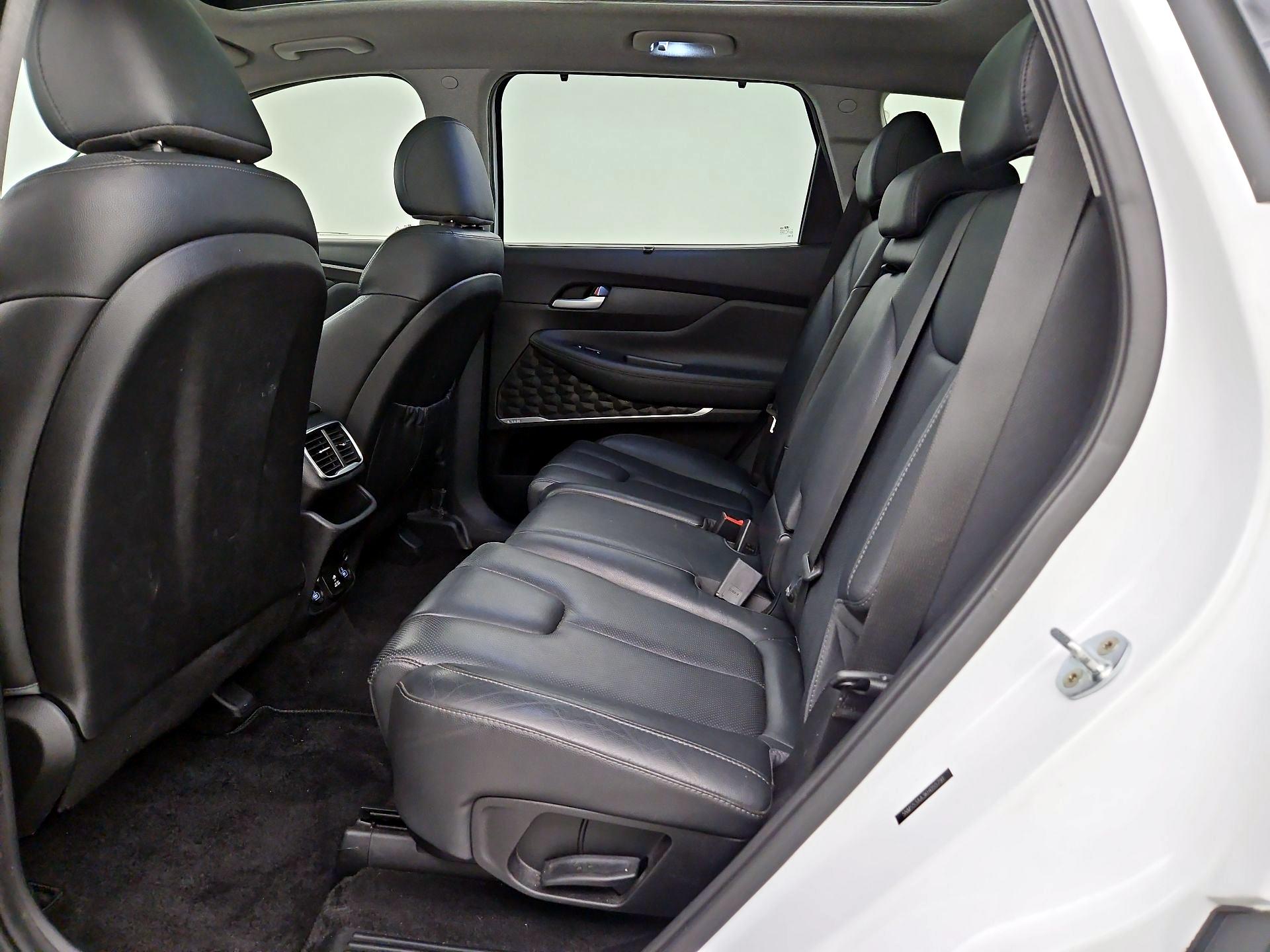 Thumbnail: 2019 Hyundai Santa Fe - 19