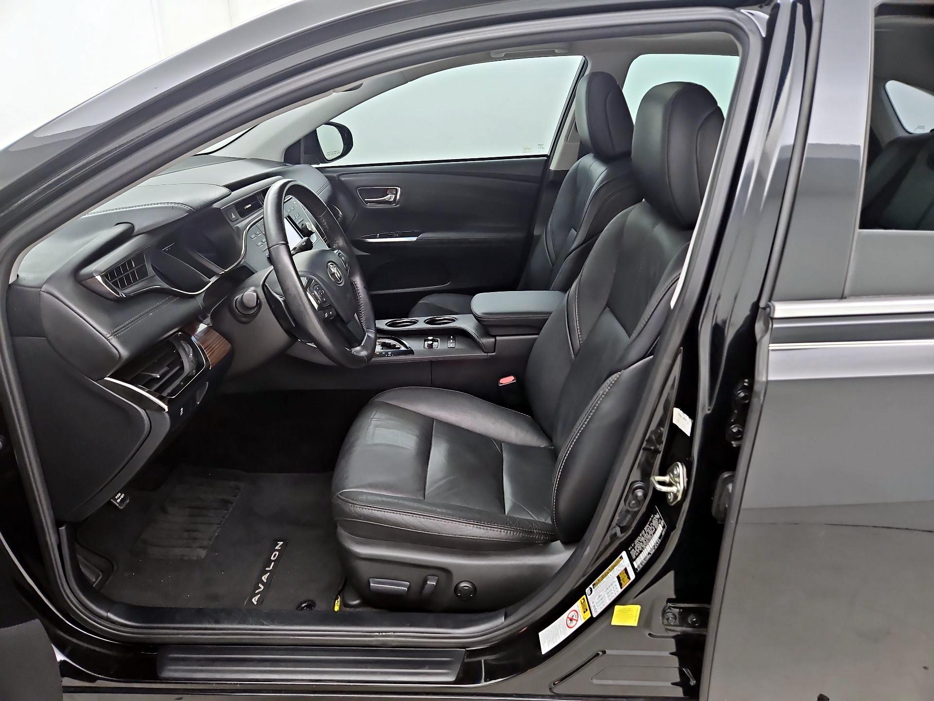 Thumbnail: 2015 Toyota Avalon - 11