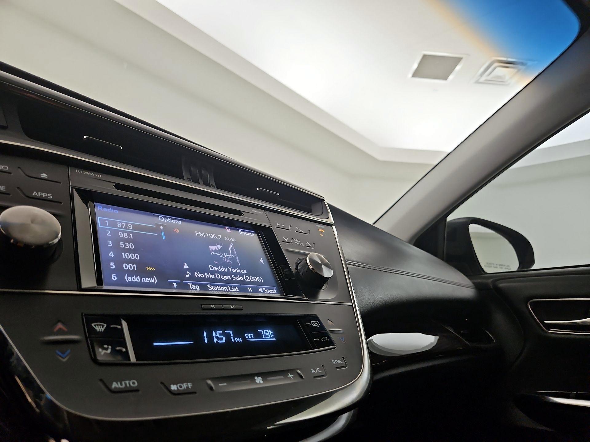 Thumbnail: 2015 Toyota Avalon - 16