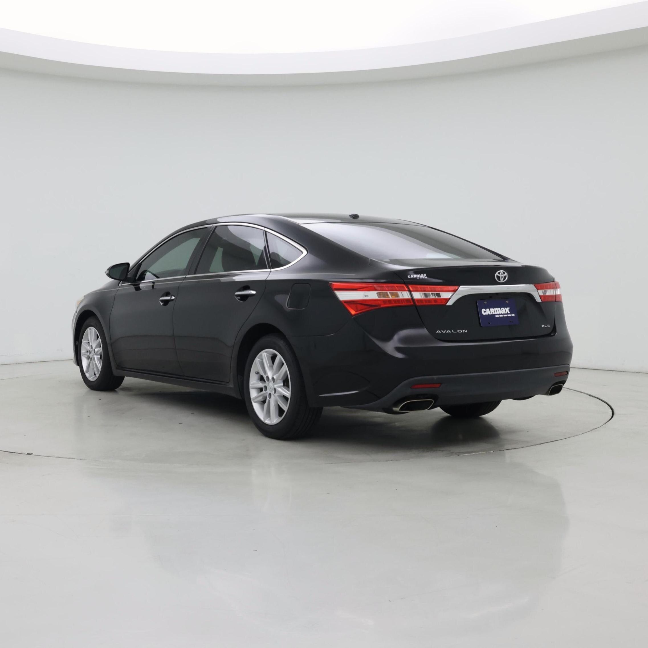 Thumbnail: 2015 Toyota Avalon - 2