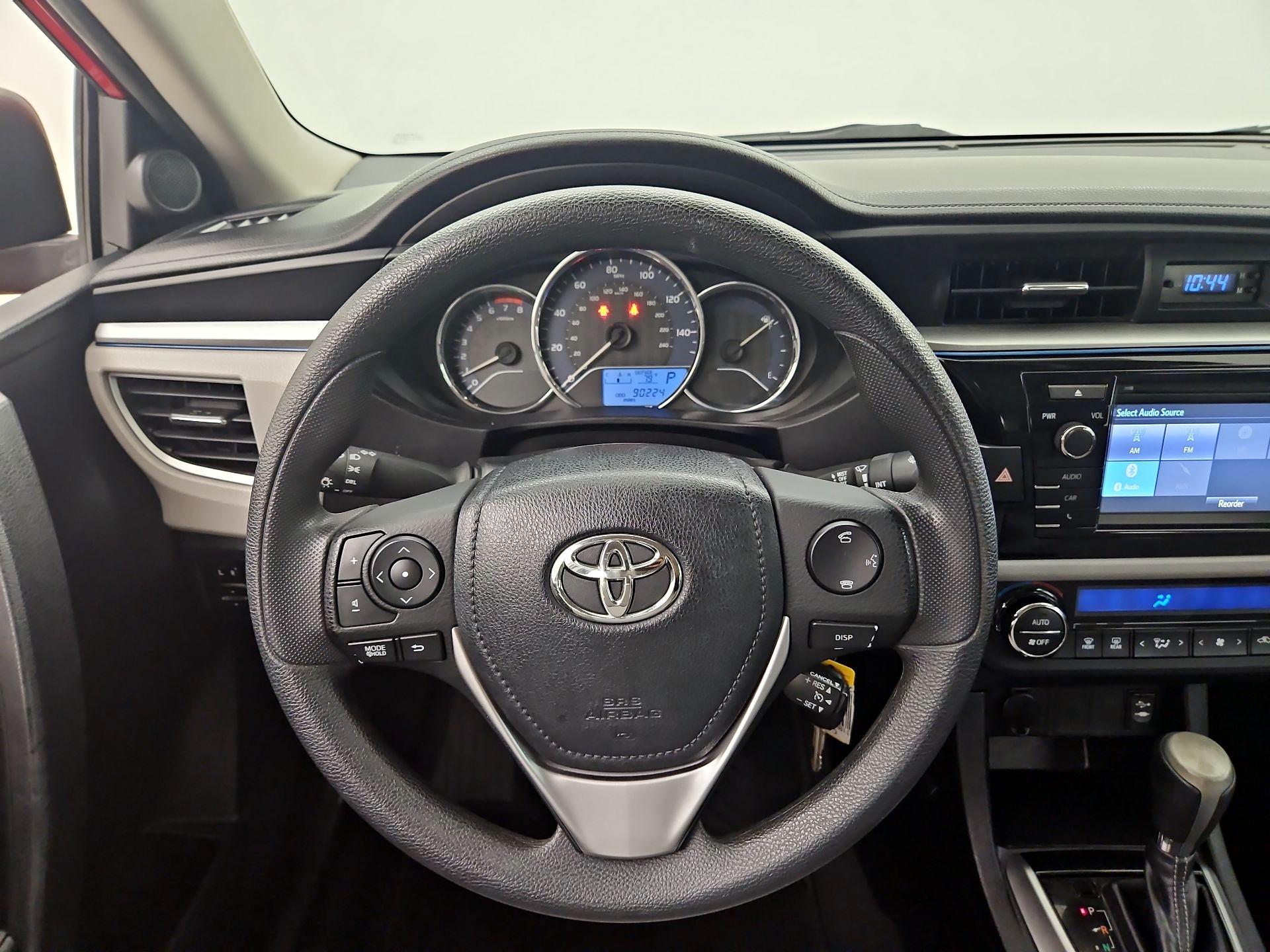 Thumbnail: 2014 Toyota Corolla - 10