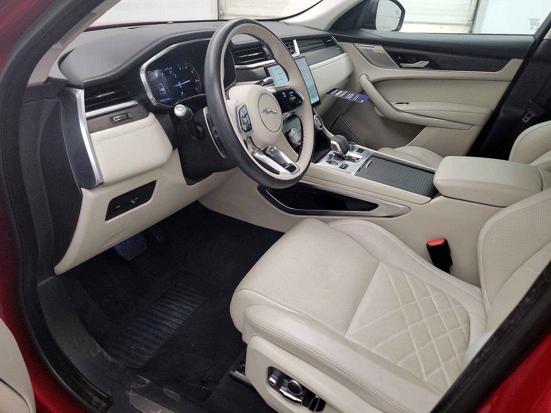Thumbnail: 2021 Jaguar F-Pace - 11