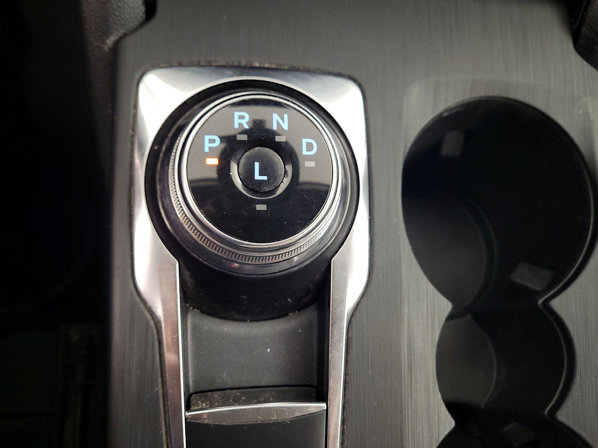 Thumbnail: 2020 Ford Escape - 15