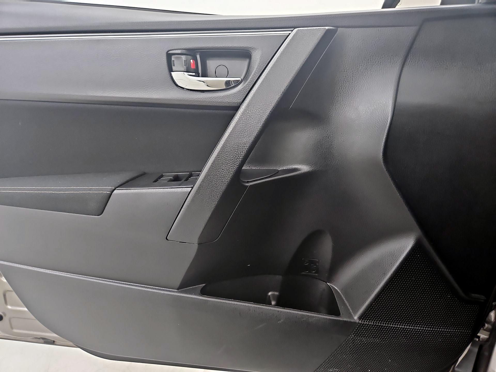 Thumbnail: 2019 Toyota Corolla - 12