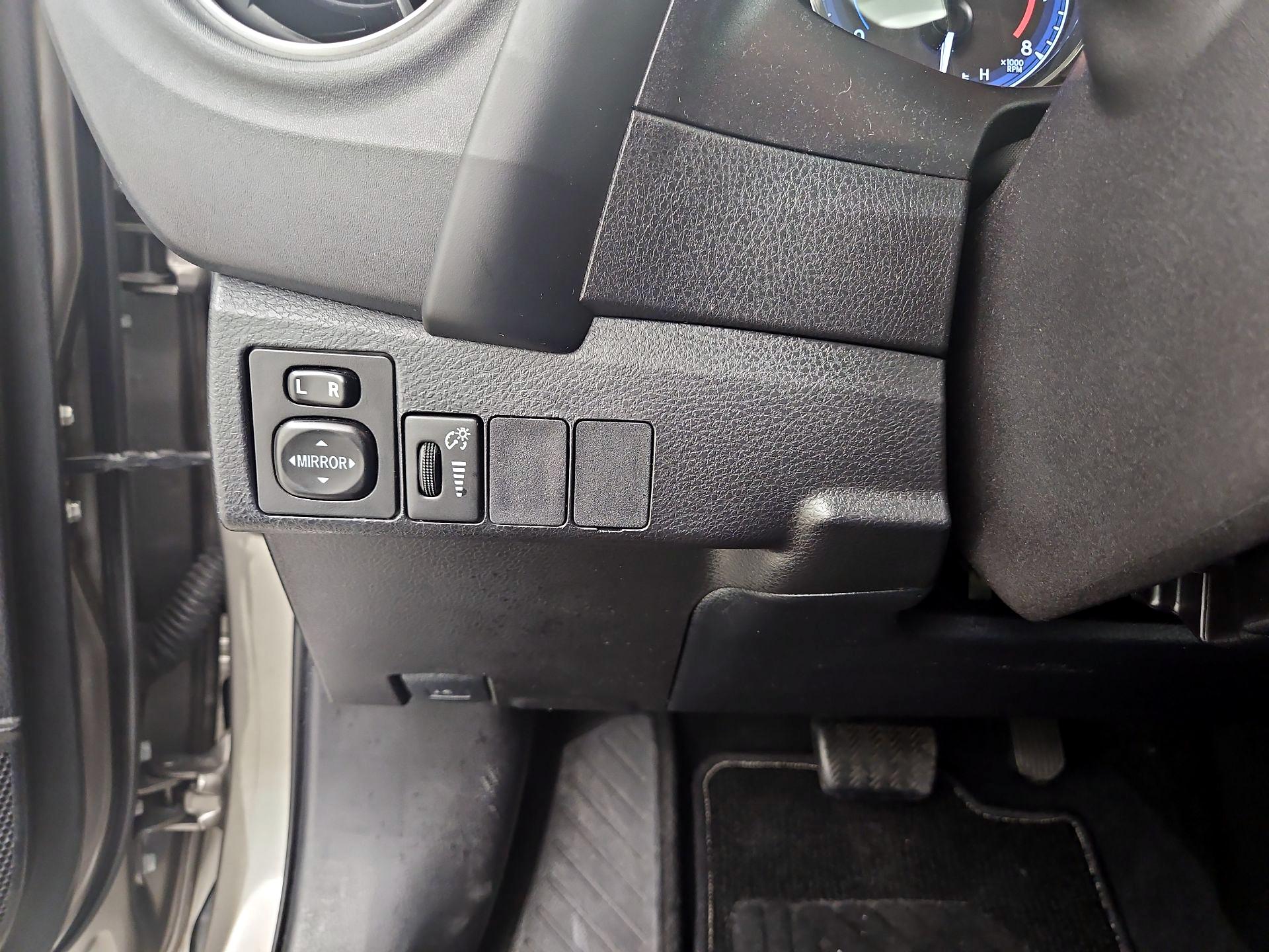 Thumbnail: 2019 Toyota Corolla - 13