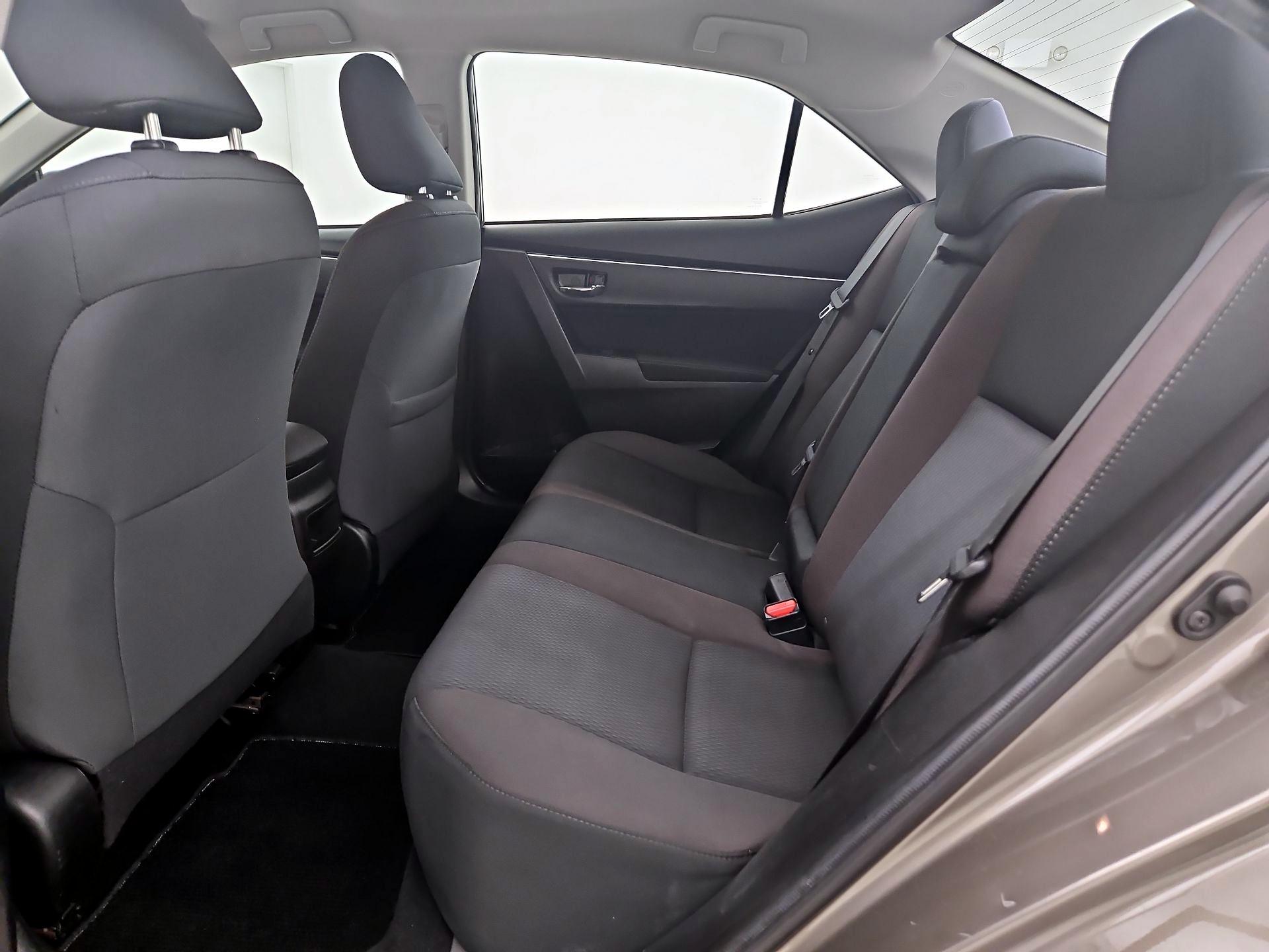 Thumbnail: 2019 Toyota Corolla - 19
