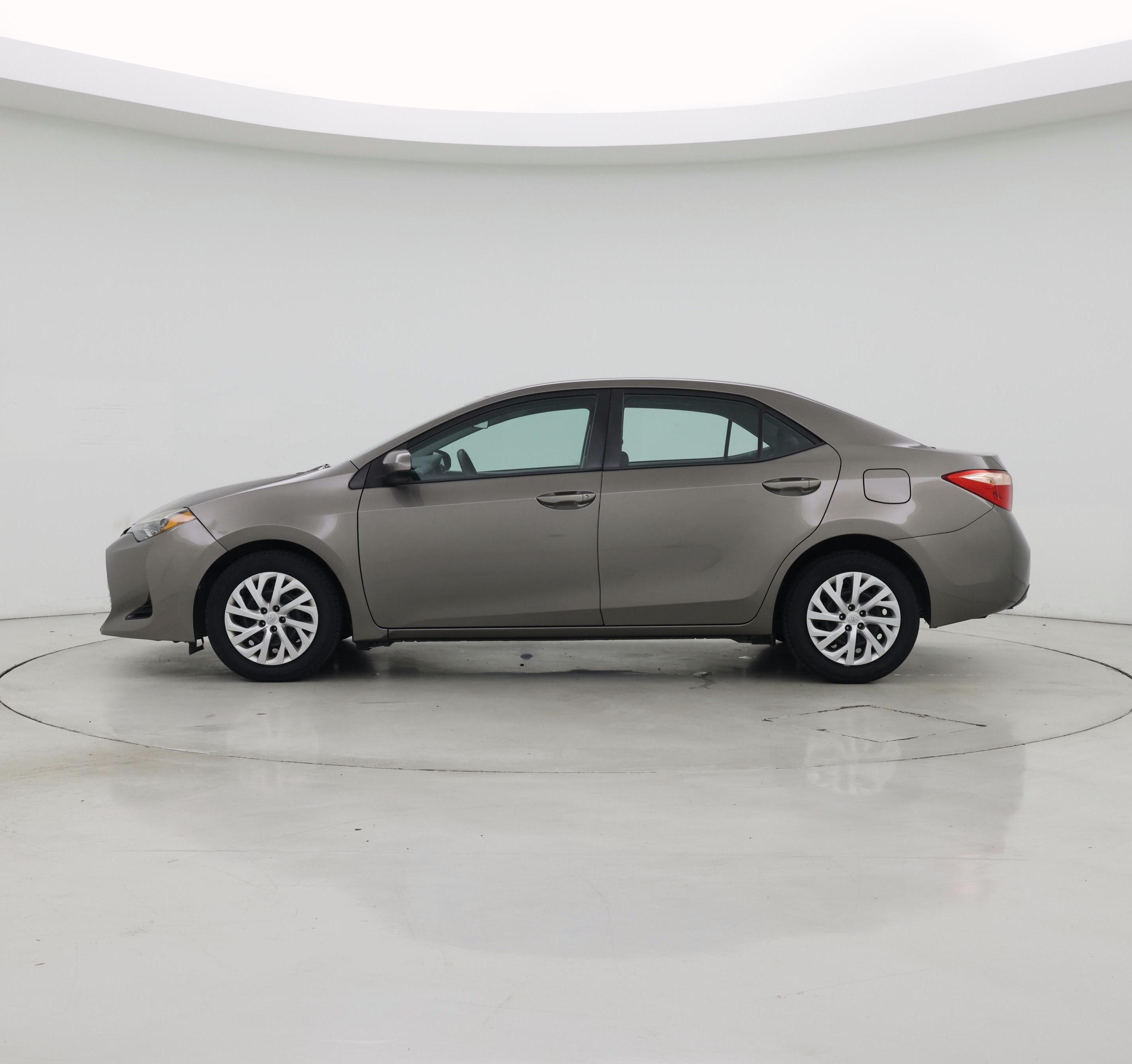 Thumbnail: 2019 Toyota Corolla - 3